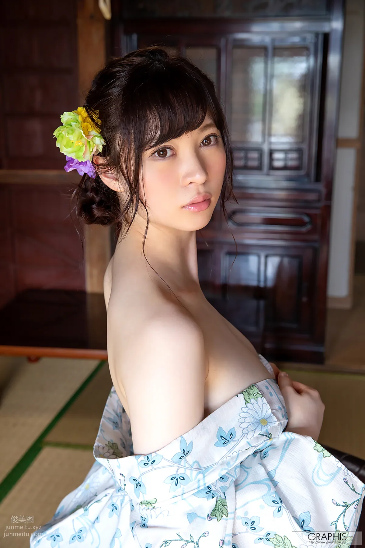 2018-10-05 Gals No.438 Towa Satsuki - [ETERNAL MOON] page 78