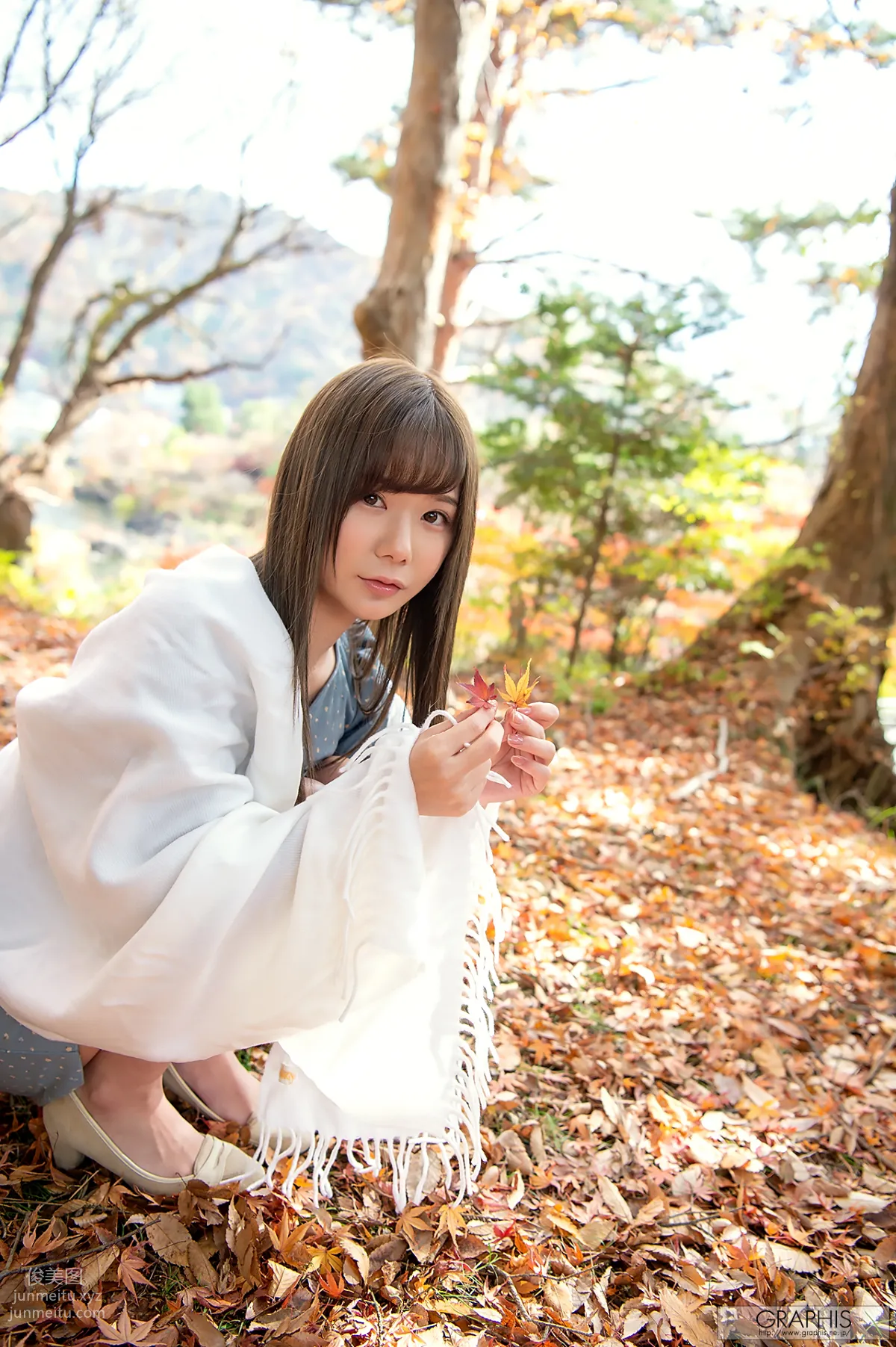 2018-12-14 Gals No.442 Miru Sakamichi - [Precious Time] page 3