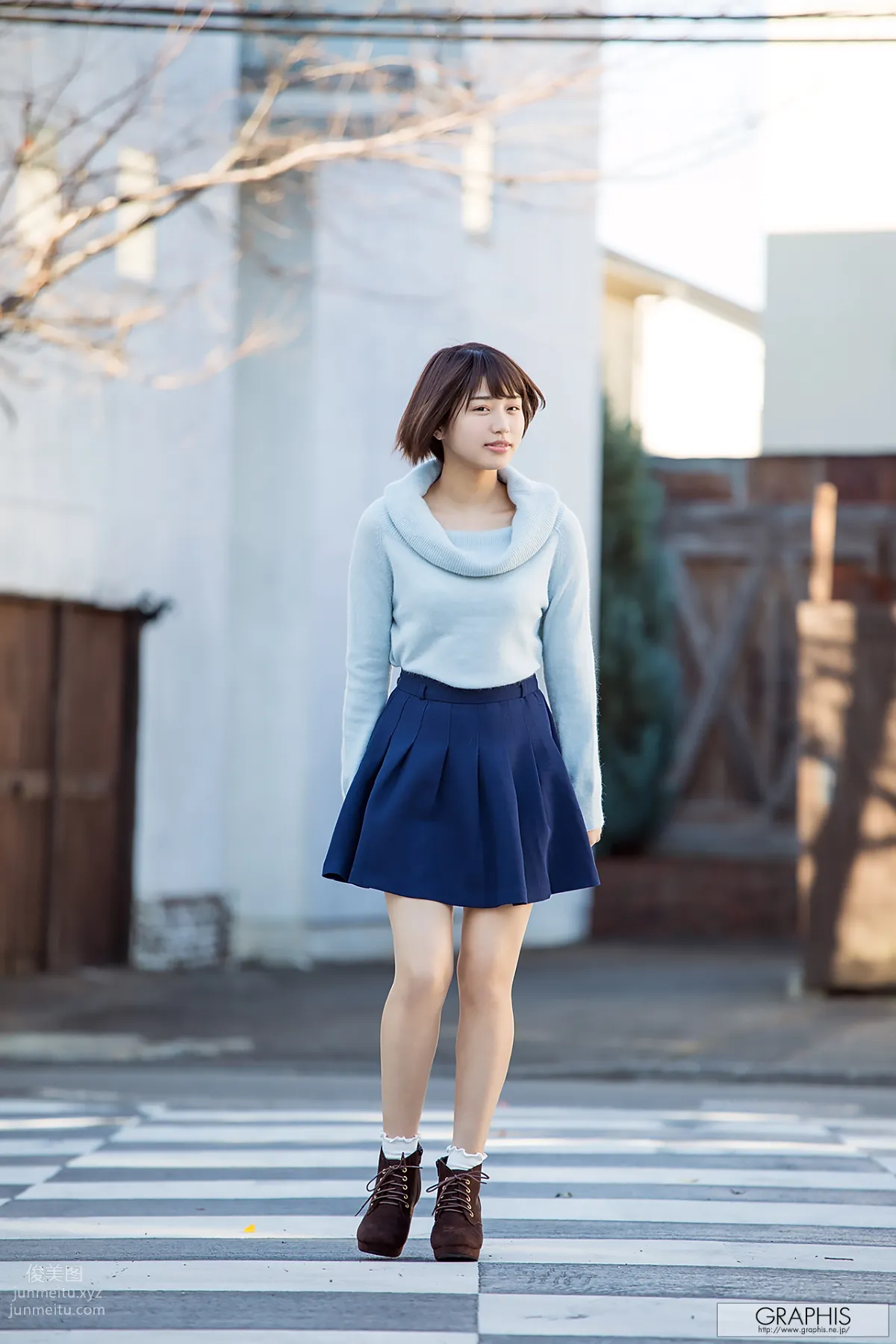 [Graphis] 2019-01-12 Gals Mahiro Tadai 唯井まひろ  『 Pure Smile 』 page 2