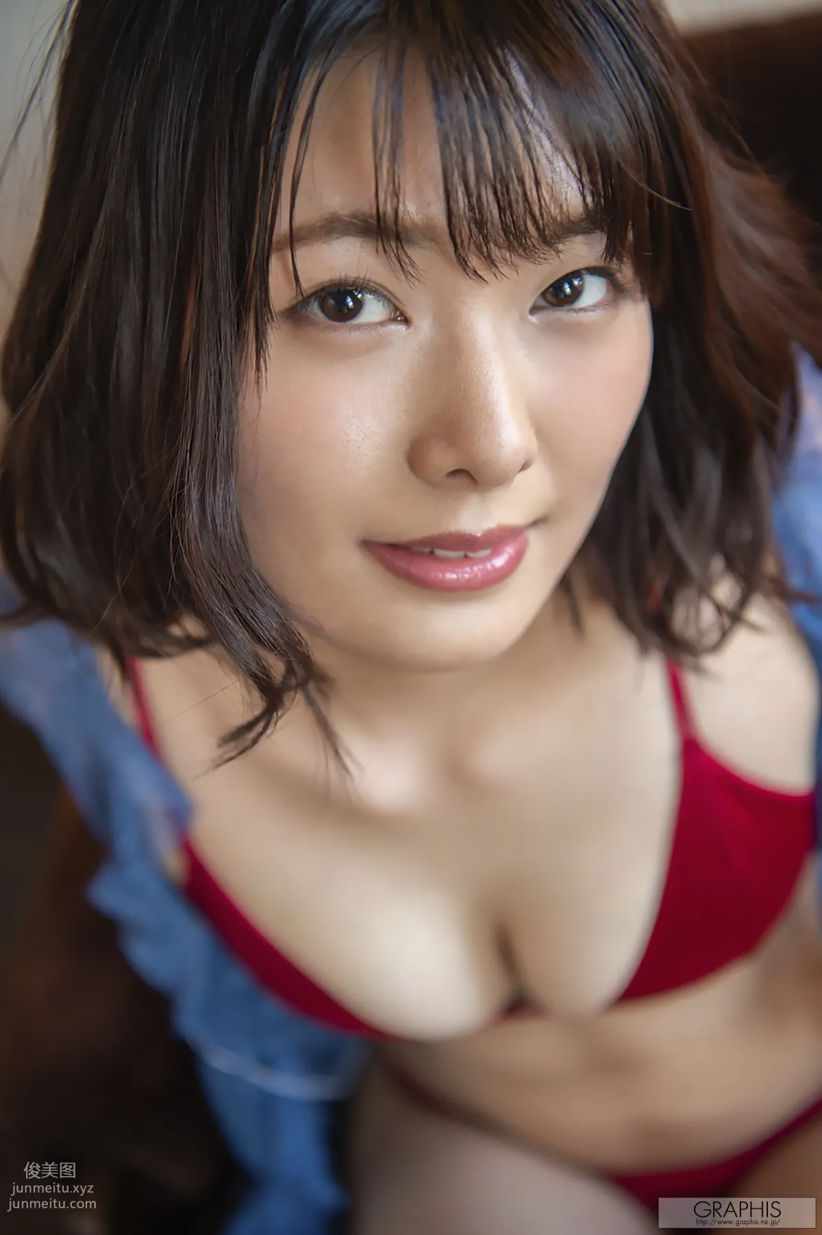 [Graphis] 2019-02-01 First Gravure 初脱ぎ娘Hinata Koizumi 小泉ひなた page 100