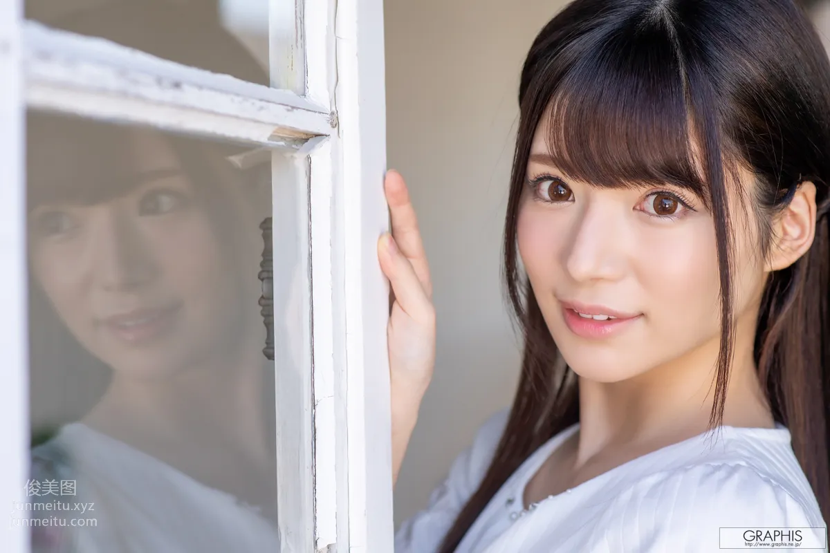 [Graphis] 2019-07-05 桜羽のどか Olhos Claros page 4