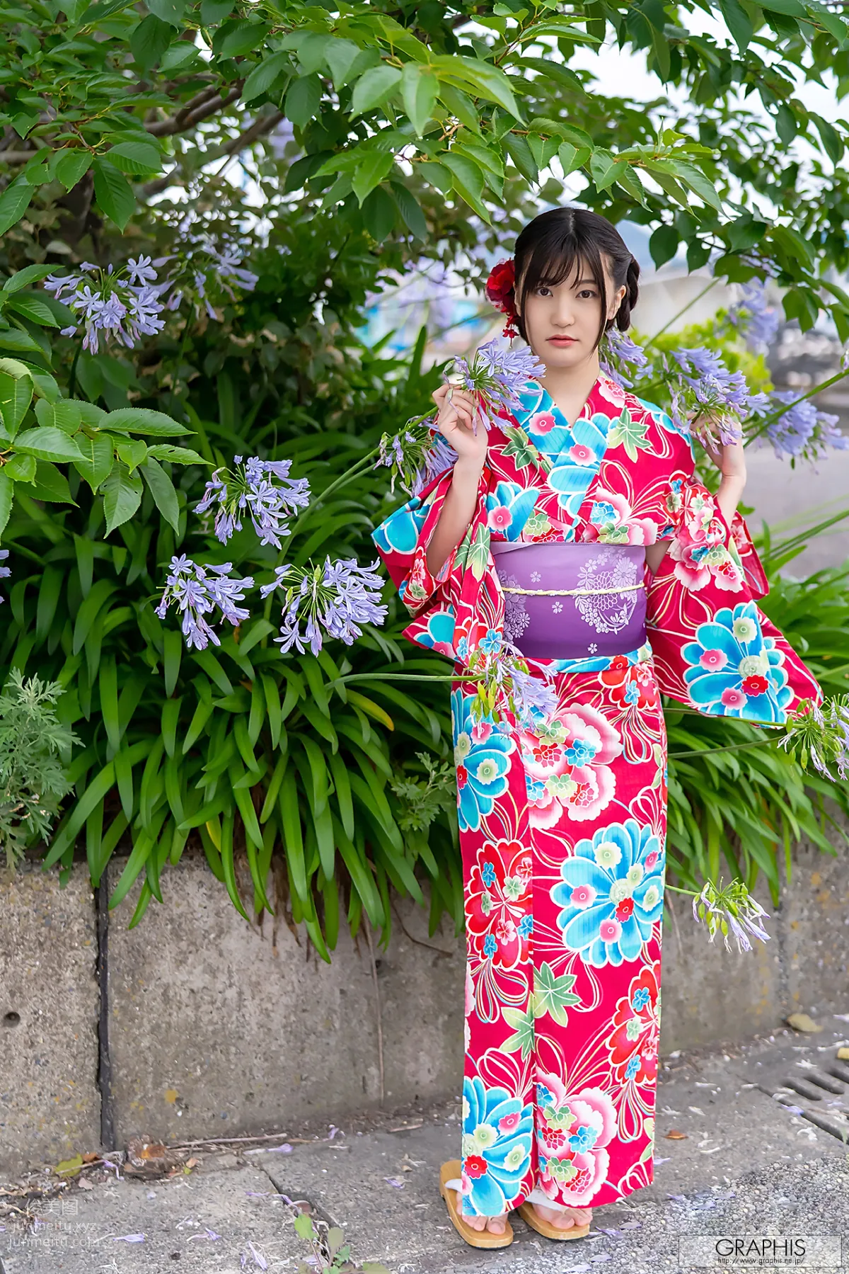 [Graphis] 2019-08-30 SPECIAL - Shoko Takahashi 高橋しょう子 『 TAKAHASHO 』 page 72