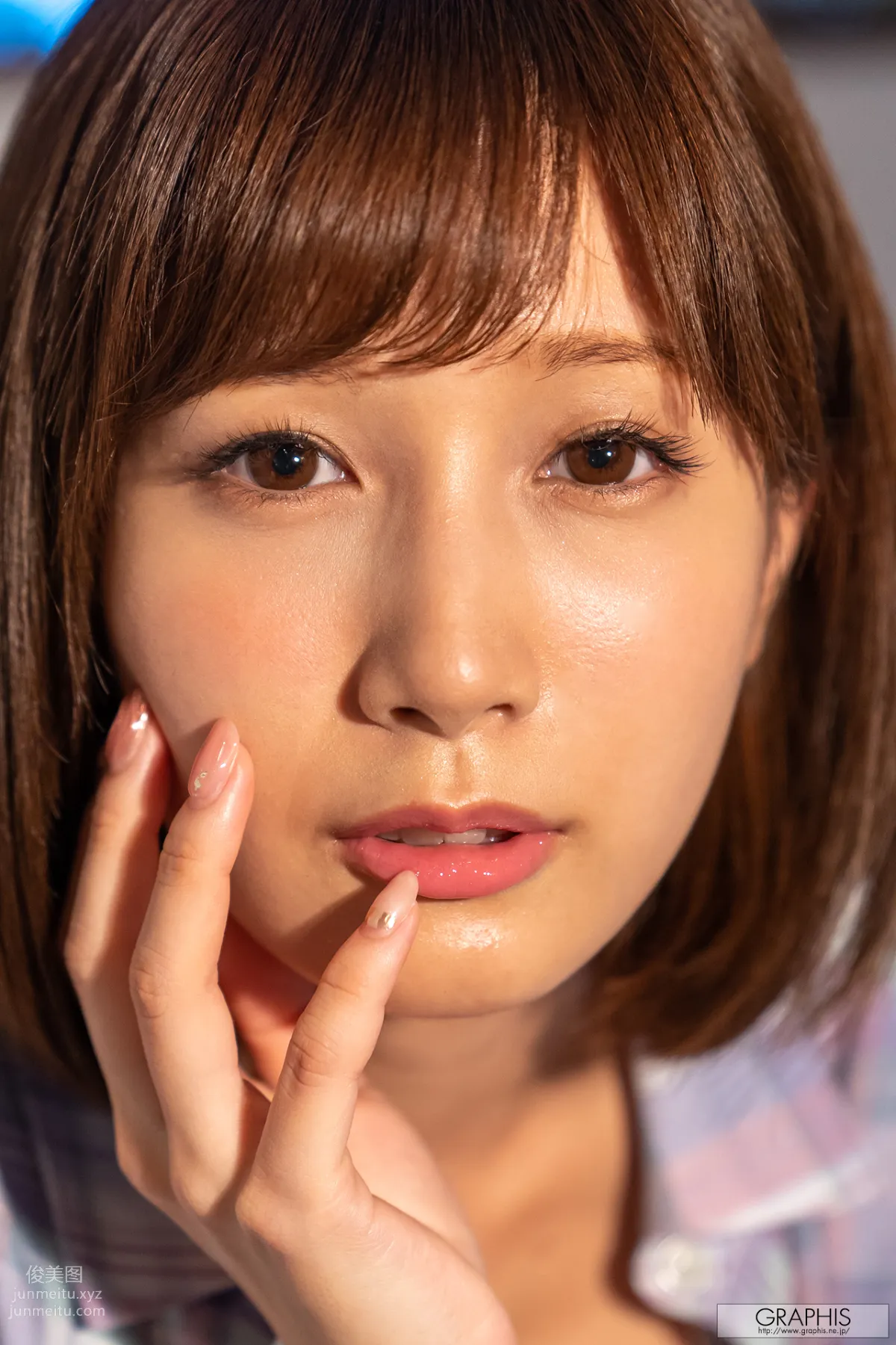 [Graphis] 2019-09-06 Special Gravure 小島みなみ Happiness page 17