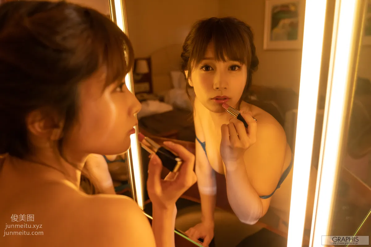 [Graphis] 2019-09-06 Special Gravure 小島みなみ Happiness page 114