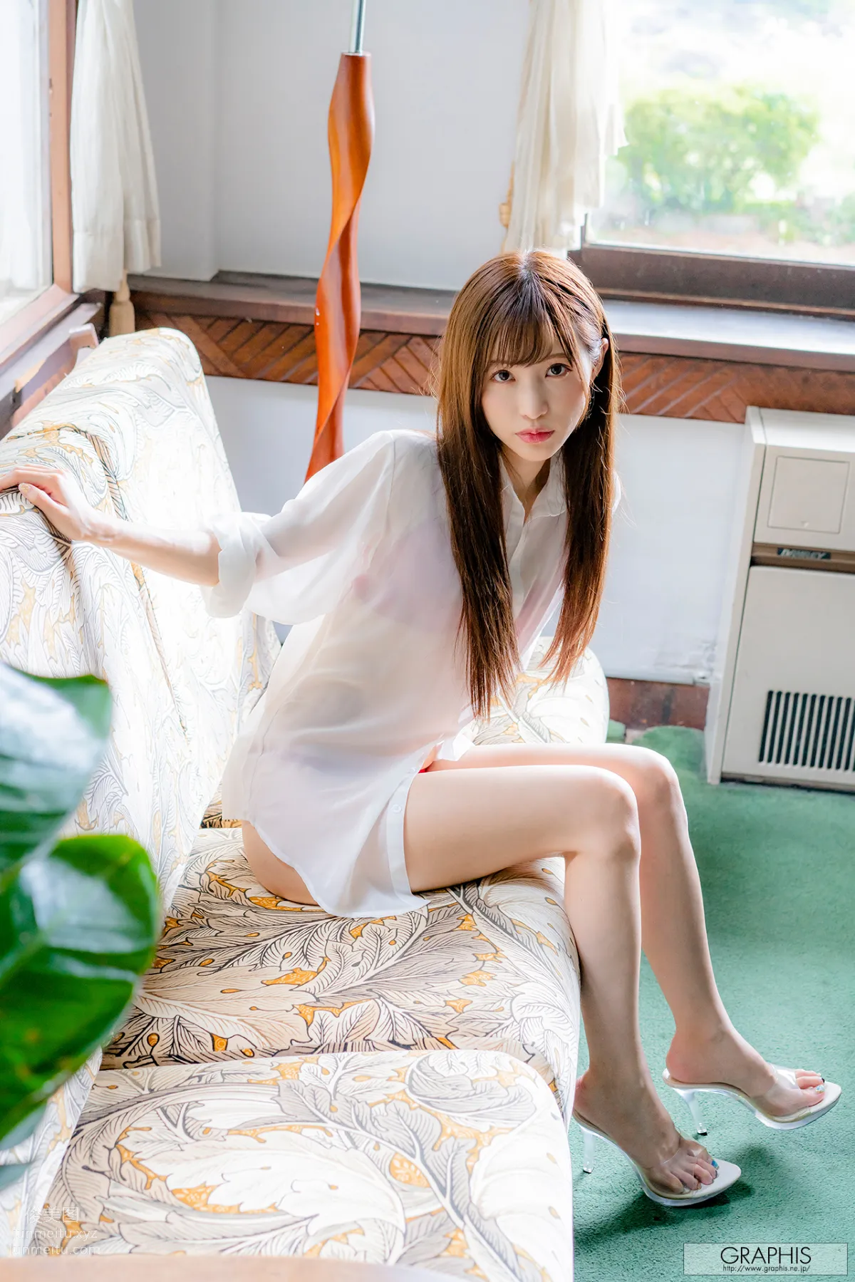 [Graphis] 2019-10-25 Gals -Moe Amatsuka 天使もえ HONEY page 2