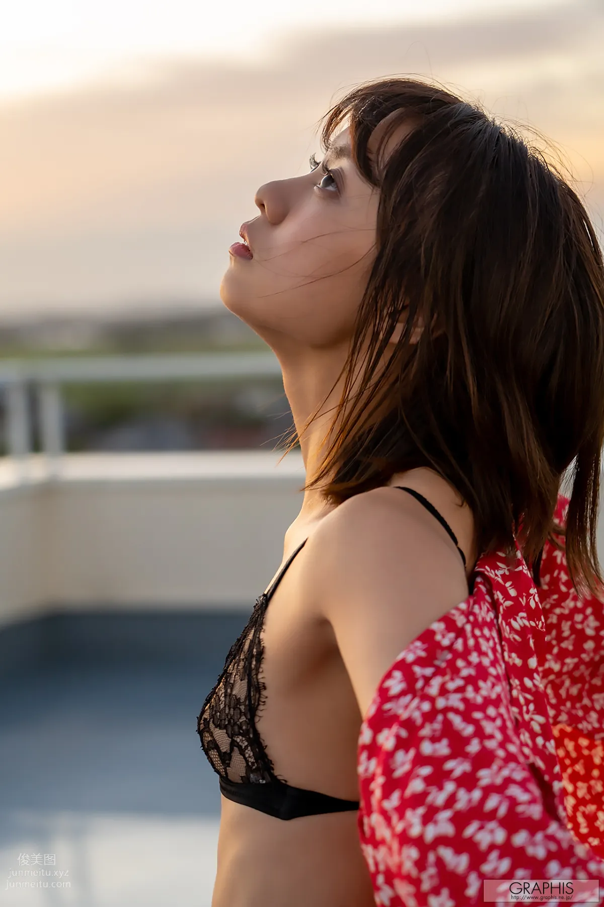 [Graphis] 2019-11-29 もなみ鈴 First Gravure page 138