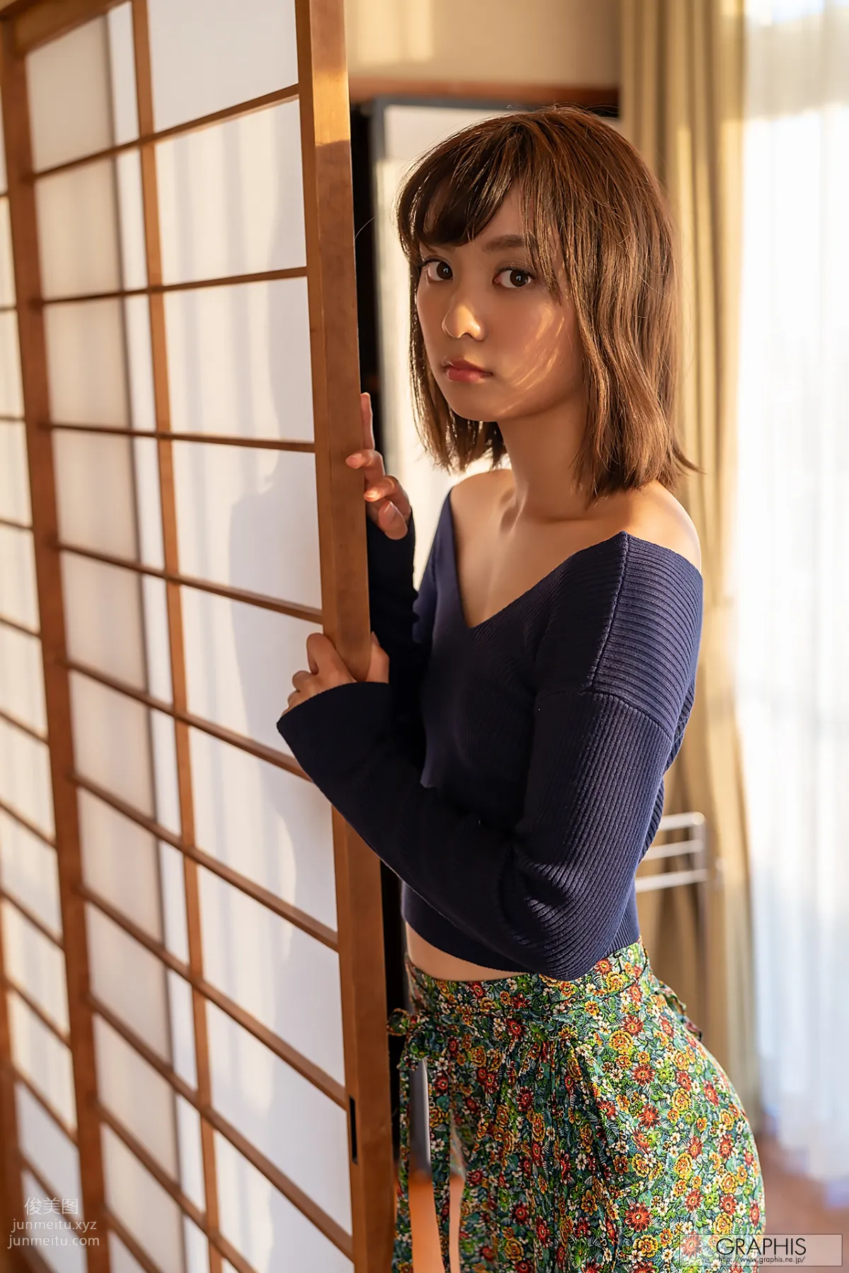 [Graphis] 2019-11-29 もなみ鈴 First Gravure page 118