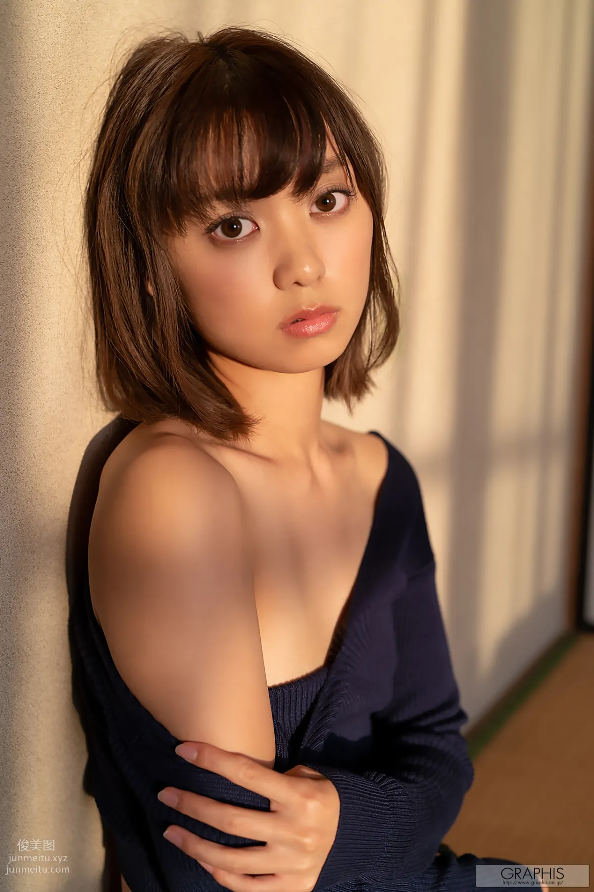 [Graphis] 2019-11-29 もなみ鈴 First Gravure page 120