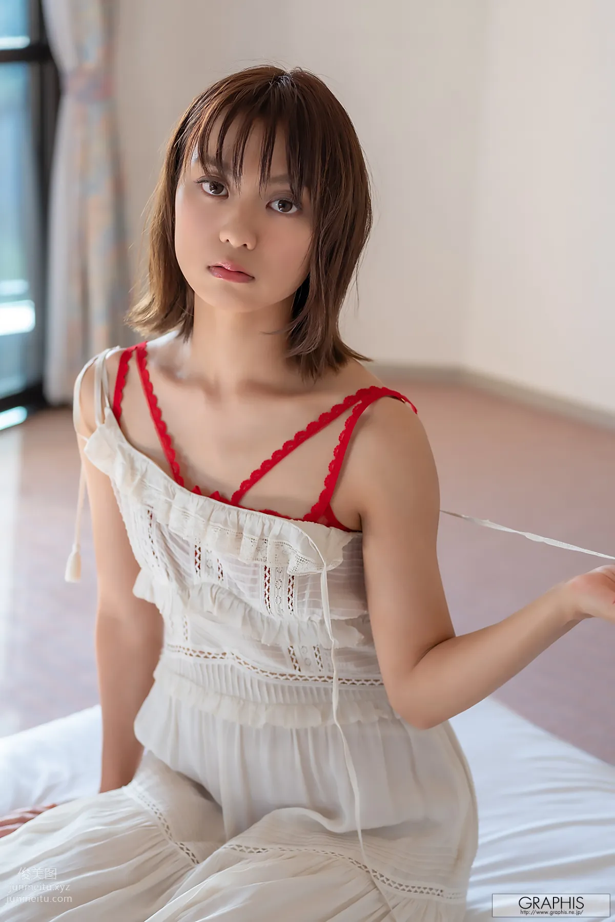 [Graphis] 2019-11-29 もなみ鈴 First Gravure page 97