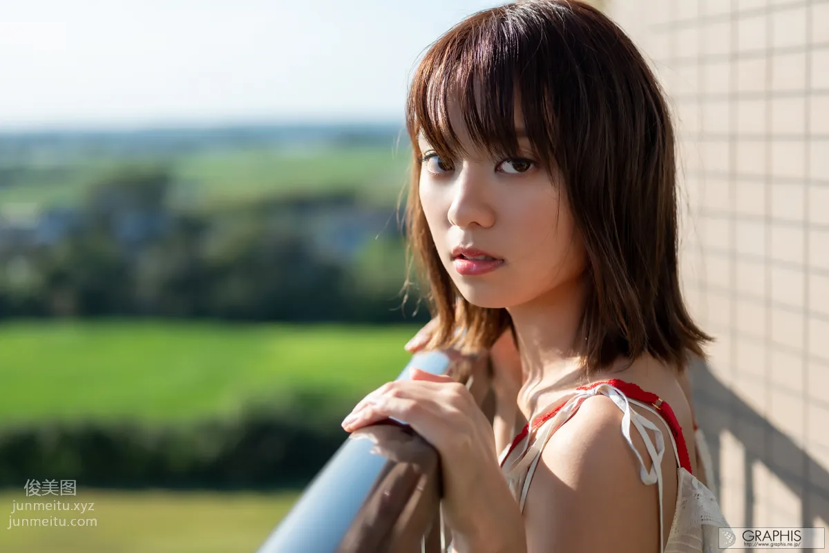 [Graphis] 2019-11-29 もなみ鈴 First Gravure page 94