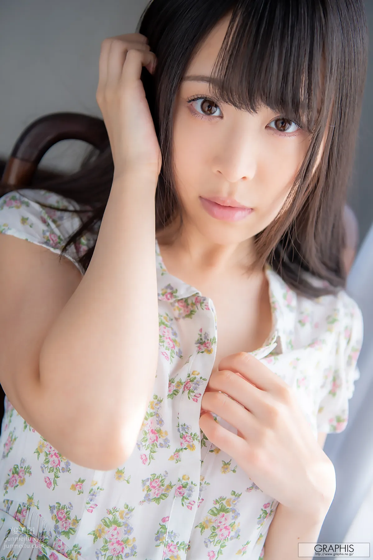 [Graphis] 2019-12-20 First Gravure - Hiyori Yoshioka 吉岡ひより page 10