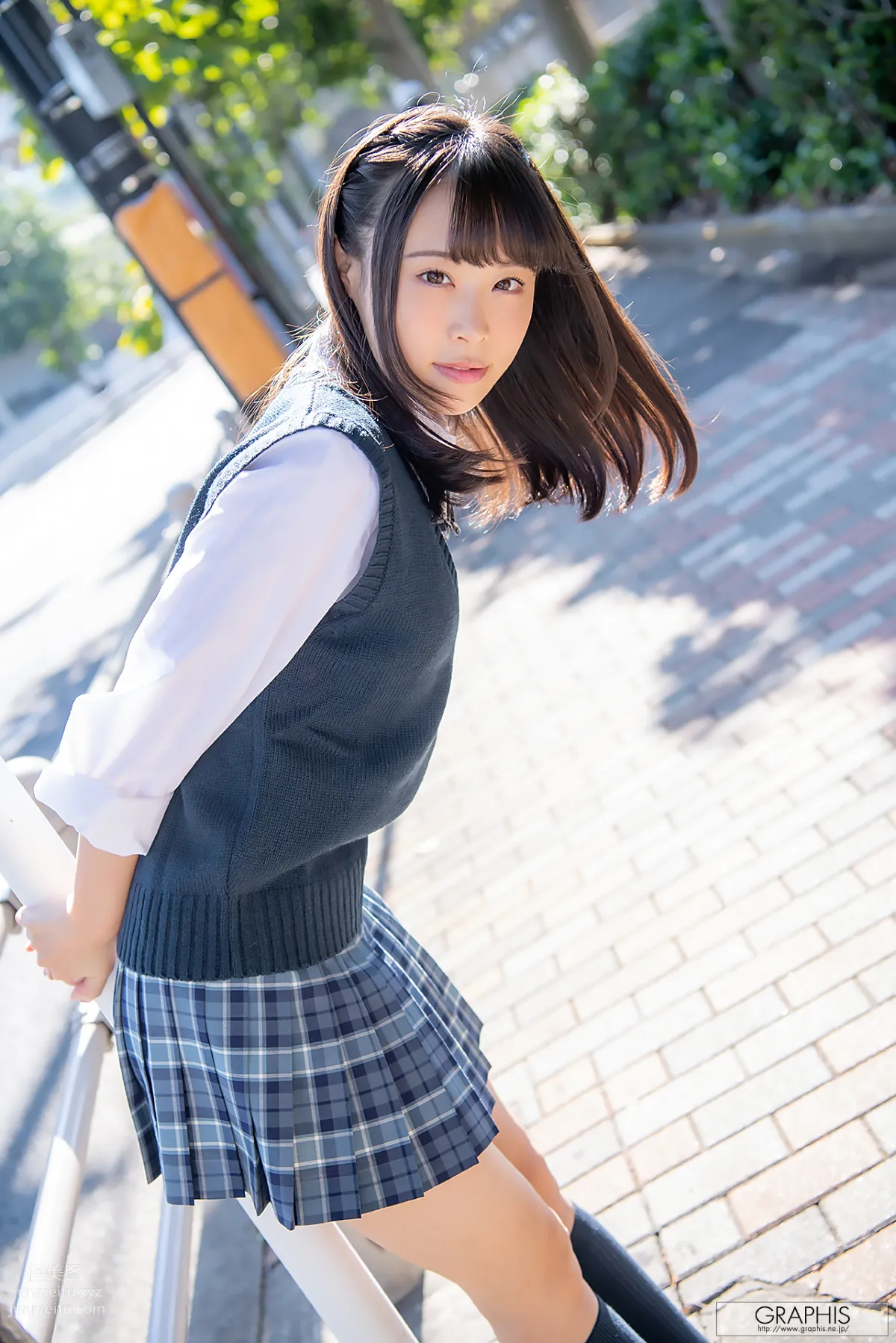[Graphis] 2019-12-20 First Gravure - Hiyori Yoshioka 吉岡ひより page 44