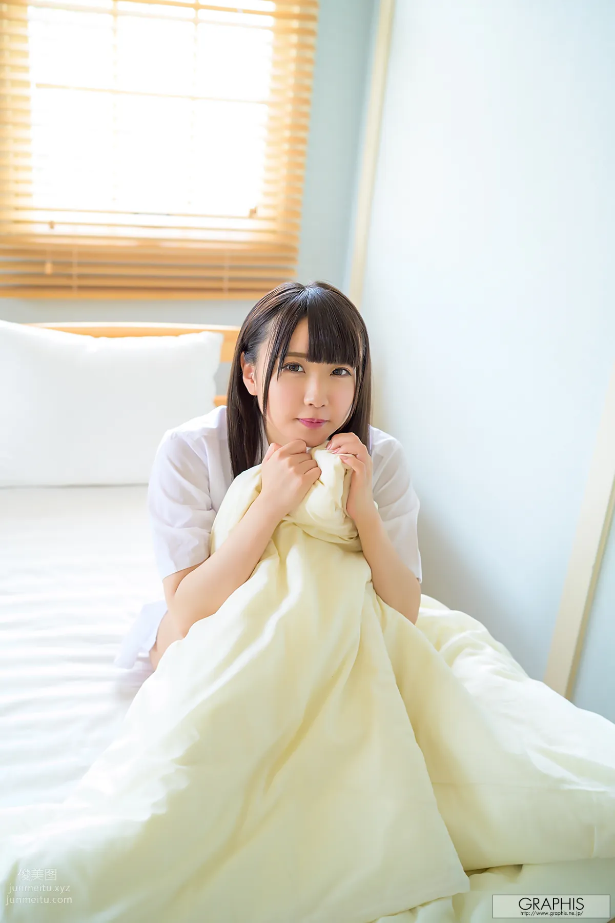 [Graphis] 2019-12-20SPECIAL - Uta Yumemite 夢見照うた 『 Innocent Girl 』 ( Winter Special 2019 ) page 36