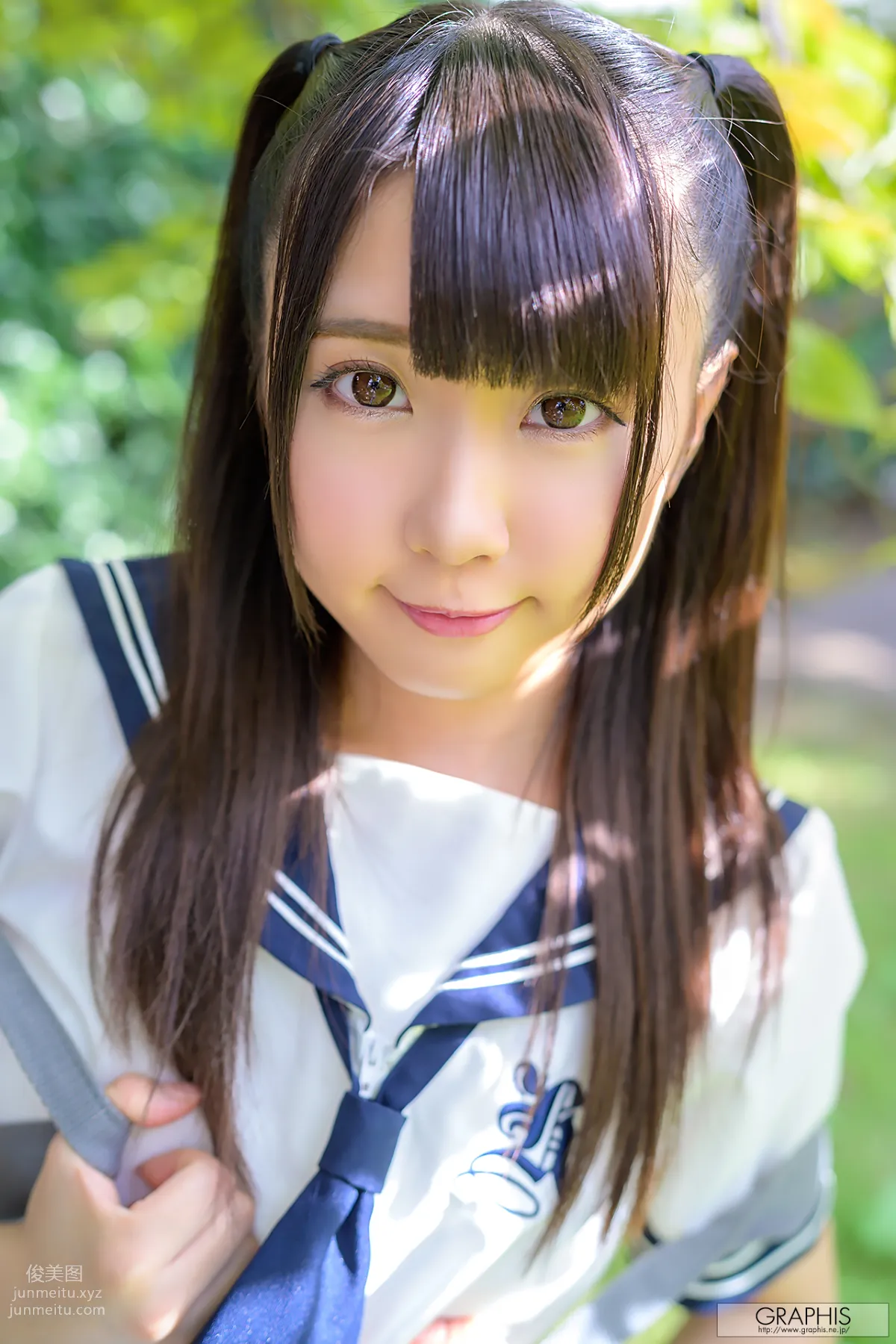 [Graphis] 2019-12-20SPECIAL - Uta Yumemite 夢見照うた 『 Innocent Girl 』 ( Winter Special 2019 ) page 33