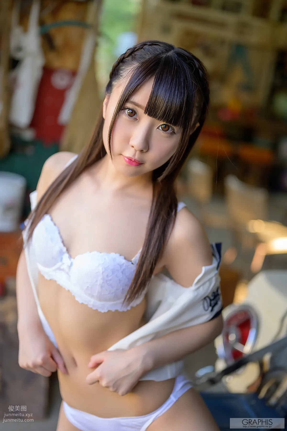 [Graphis] 2019-12-20SPECIAL - Uta Yumemite 夢見照うた 『 Innocent Girl 』 ( Winter Special 2019 ) page 102