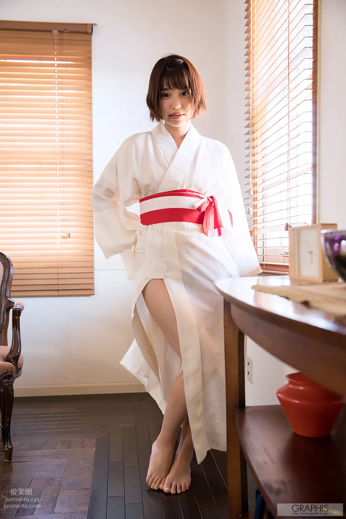 [Graphis] 2019.01.01 Limited Edition Mahiro Tadai 唯井まひろ page 4