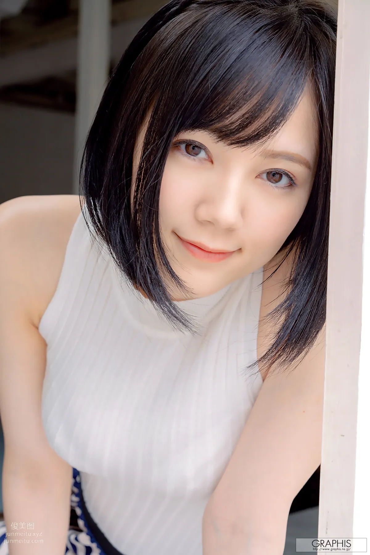 [Graphis] 2019.06.21 First Gravure 初脫ぎ娘 Remu Suzumori 涼森れむ page 11