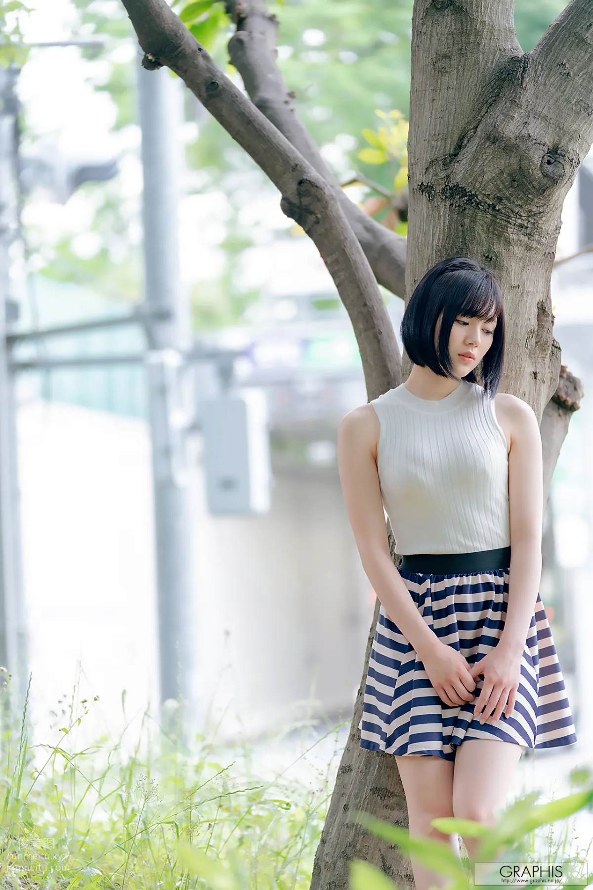 [Graphis] 2019.06.21 First Gravure 初脫ぎ娘 Remu Suzumori 涼森れむ page 4