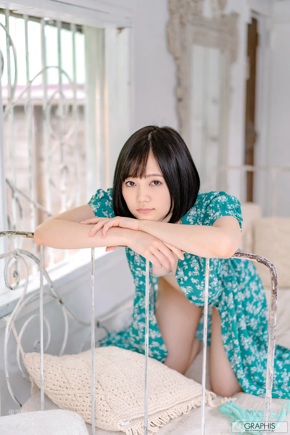 [Graphis] 2019.06.21 First Gravure 初脫ぎ娘 Remu Suzumori 涼森れむ page 90
