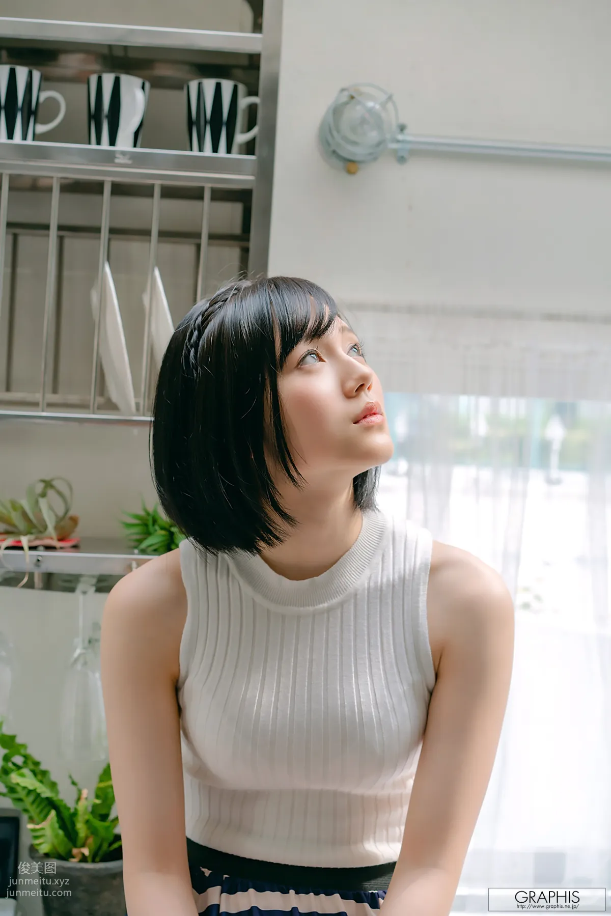 [Graphis] 2019.06.21 First Gravure 初脫ぎ娘 Remu Suzumori 涼森れむ page 9