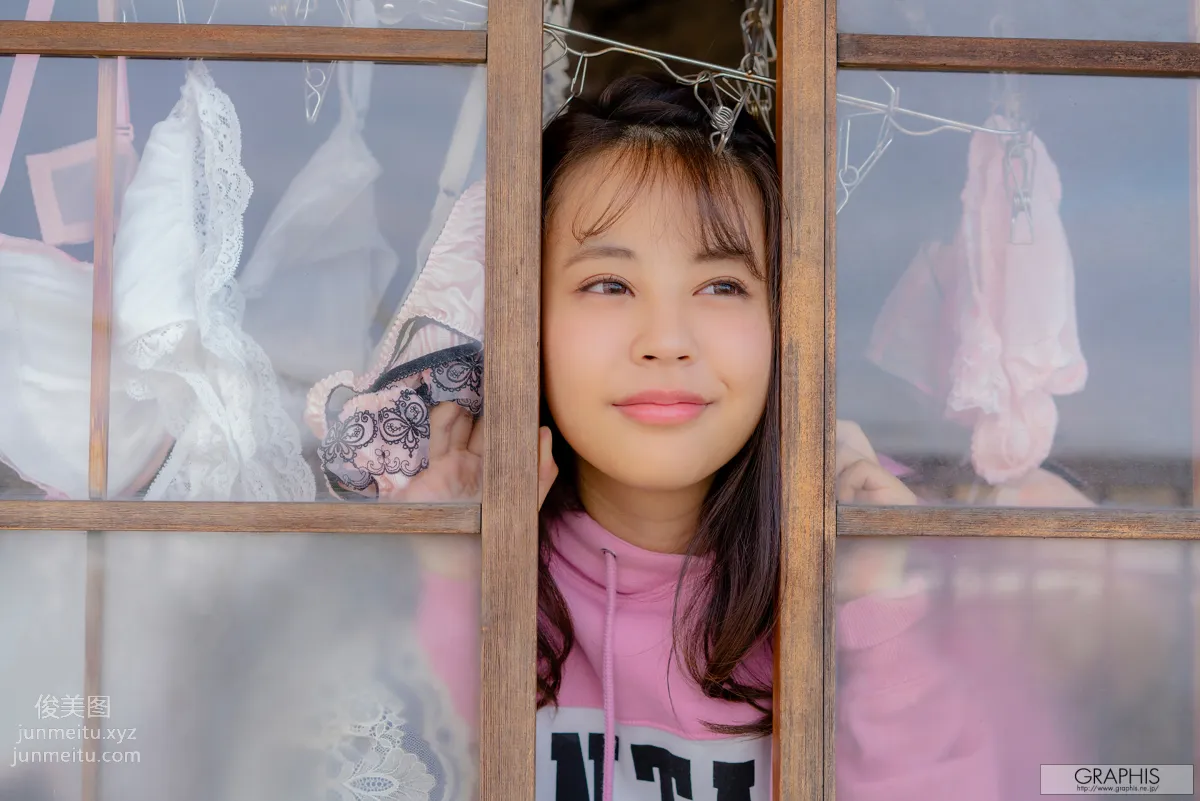 [Graphis] Gals 2019-03-01 Shion Yumi 夕美しおん  『 Corpo minimo』 page 72