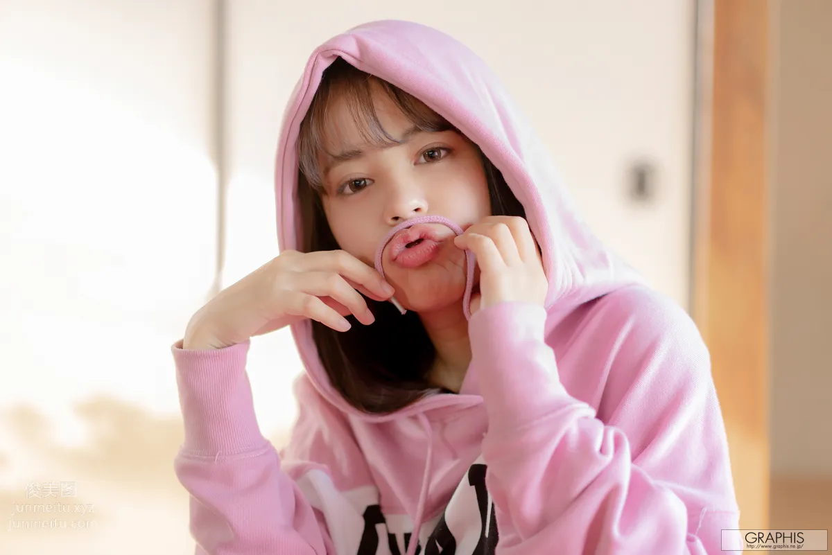 [Graphis] Gals 2019-03-01 Shion Yumi 夕美しおん  『 Corpo minimo』 page 77