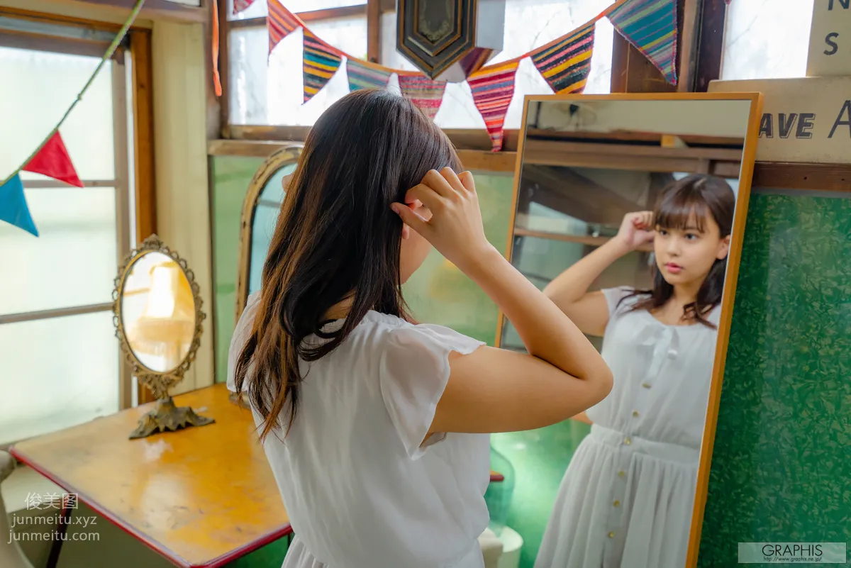 [Graphis] Gals 2019-03-01 Shion Yumi 夕美しおん  『 Corpo minimo』 page 32