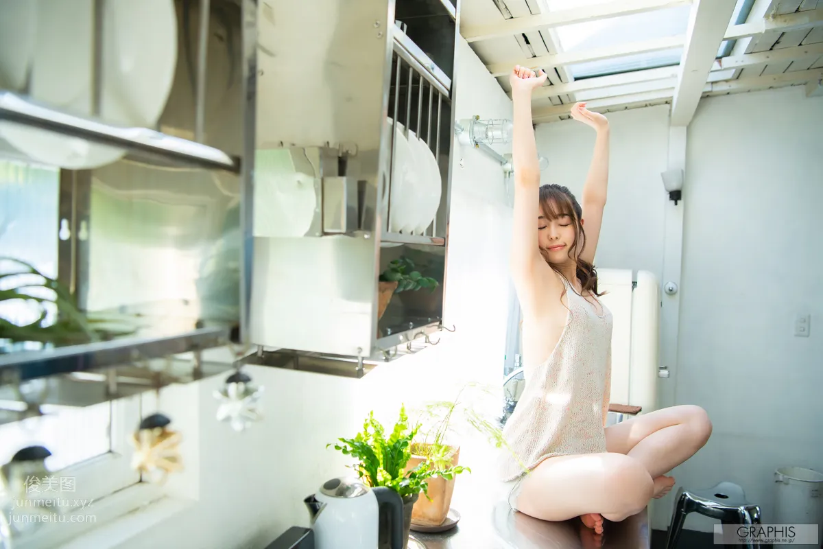 [Graphis] 2020-01-03 Gals Amin Niina 新名あみん AMIN page 64