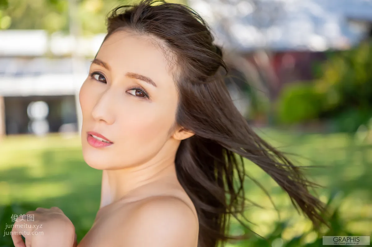 [Graphis] 2020-01-17  JULIA The Cool Beauty page 88