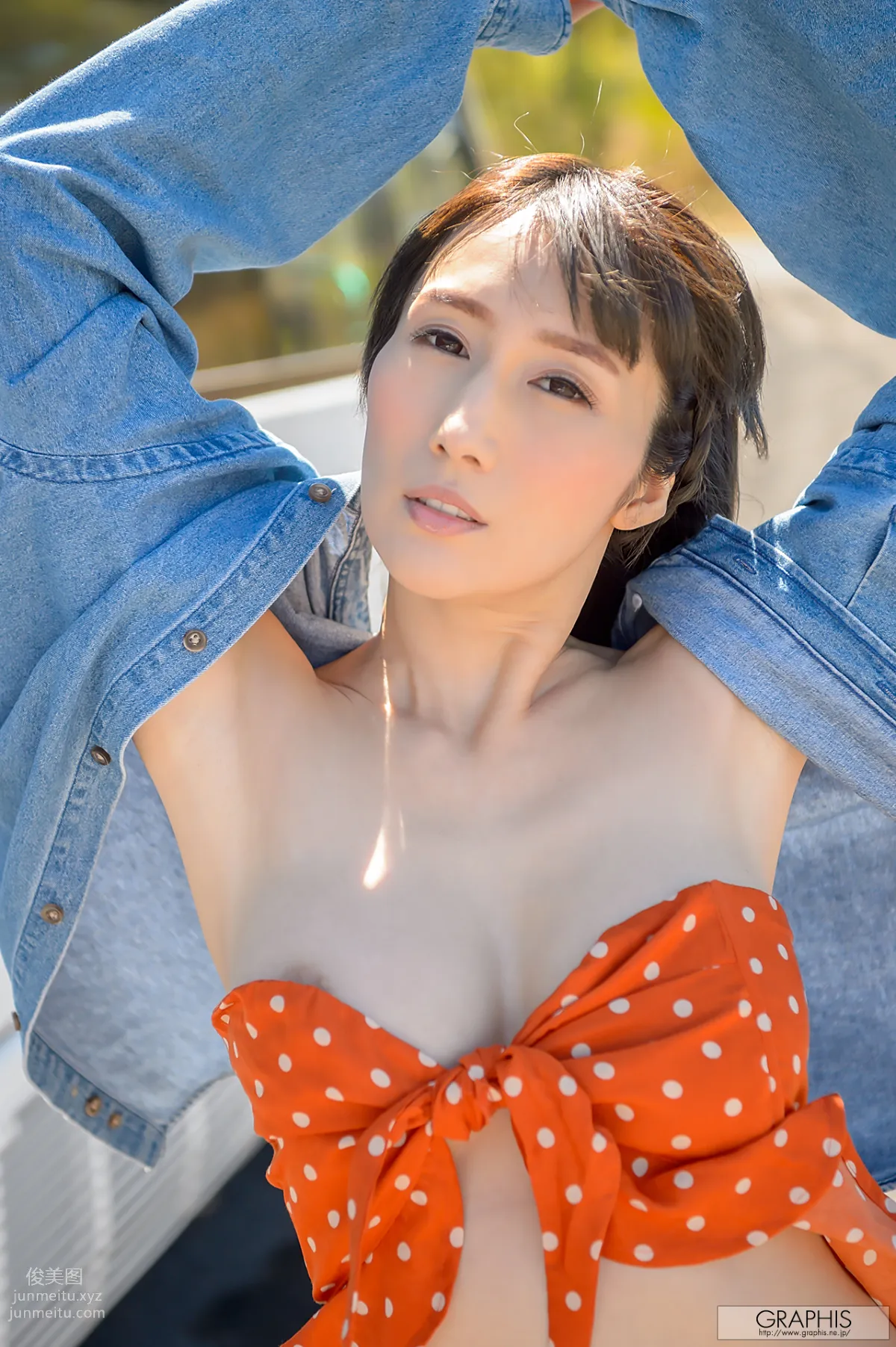 [Graphis] 2020-01-17  JULIA The Cool Beauty page 124