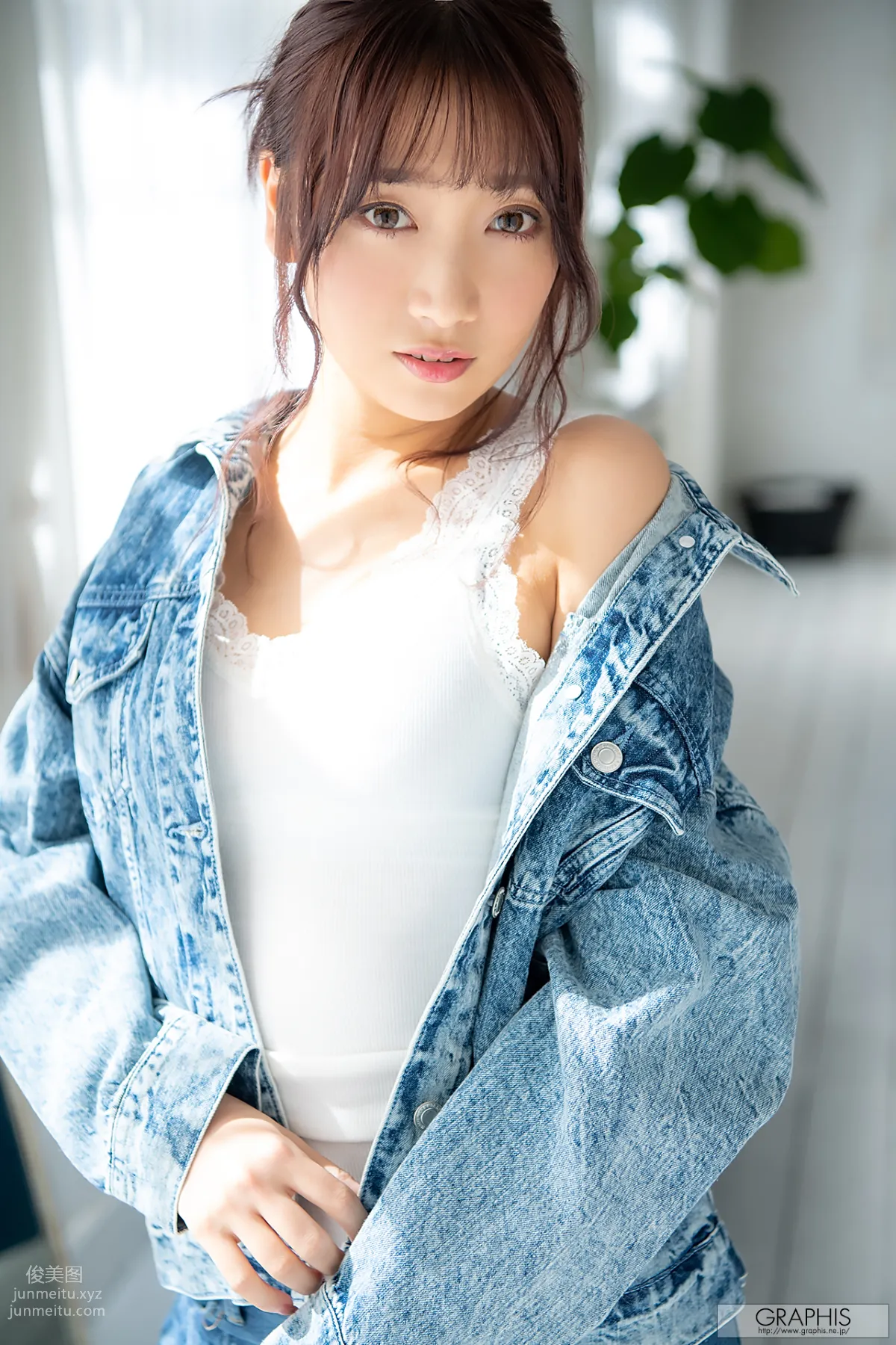 [Graphis] 2020-02-21 Anna Kami 加美杏奈 『Angel Smile』 page 44