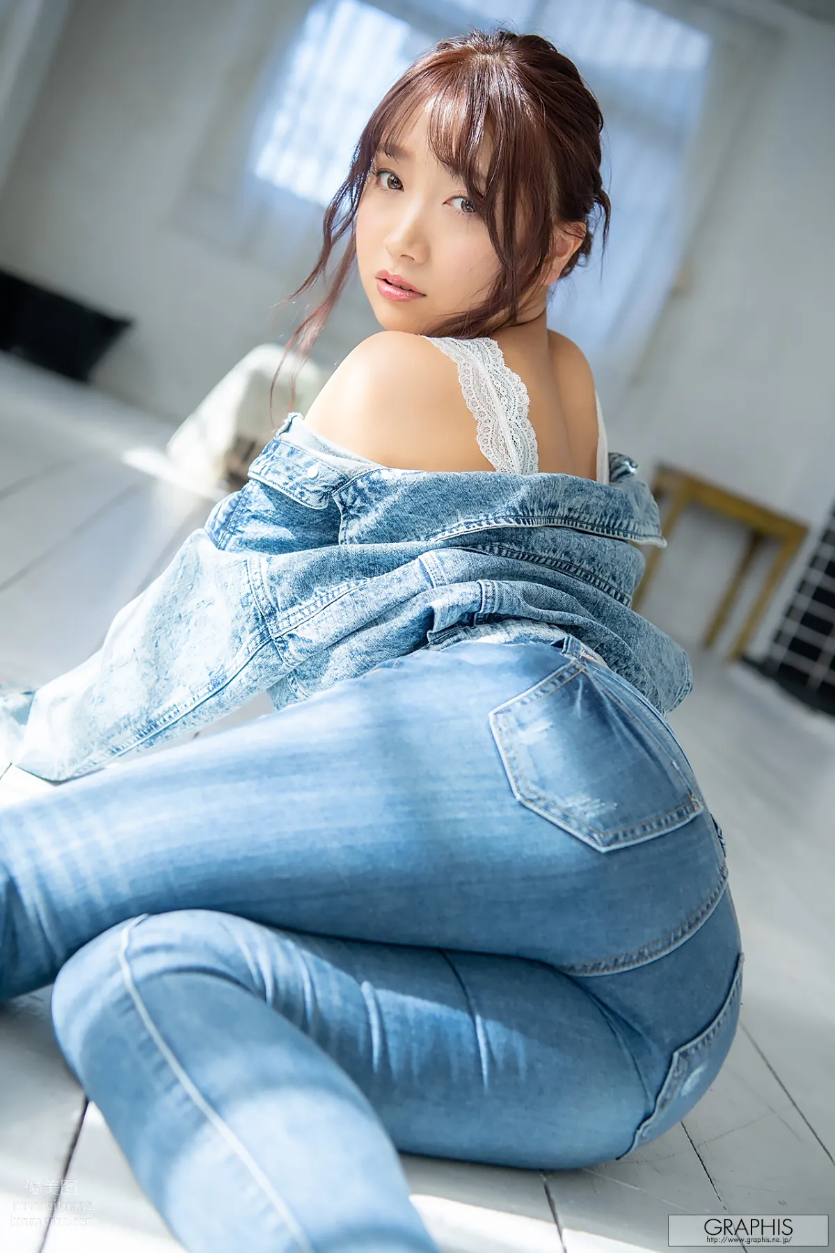 [Graphis] 2020-02-21 Anna Kami 加美杏奈 『Angel Smile』 page 48