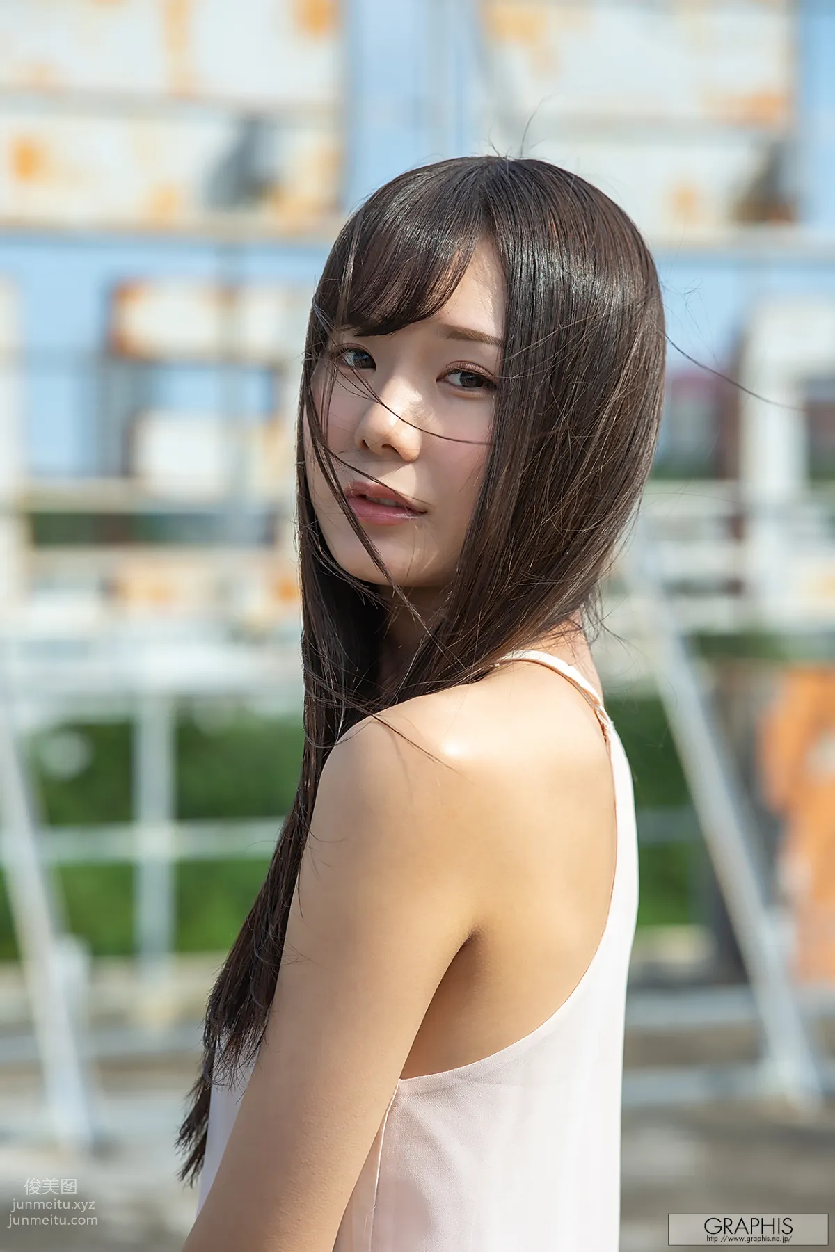 [Graphis] 2020-04-03 Miru Sakamichi 坂道みる 『MIRU』 page 27