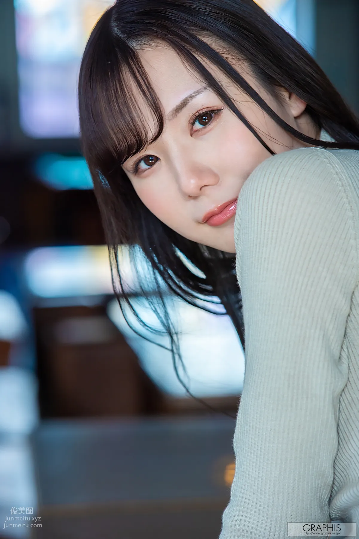 [Graphis] 2020-04-03 Miru Sakamichi 坂道みる 『MIRU』 page 117