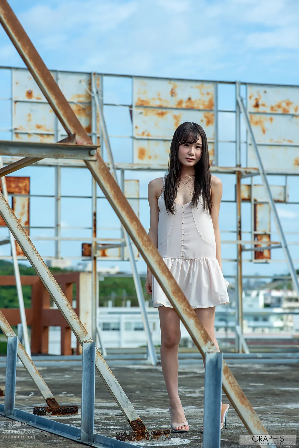 [Graphis] 2020-04-03 Miru Sakamichi 坂道みる 『MIRU』 page 26