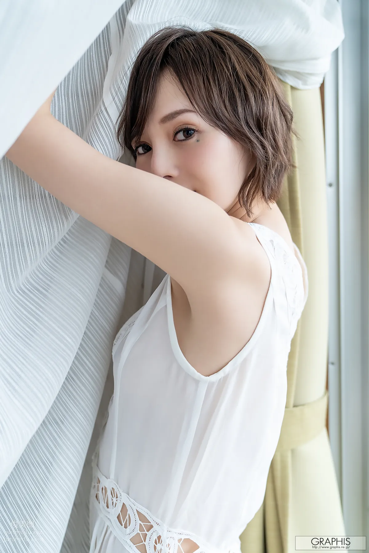 [Graphis] 2020-05-01 Gals - Riona Hirose 広瀬りおな 『 Traverse de craie 』 page 38