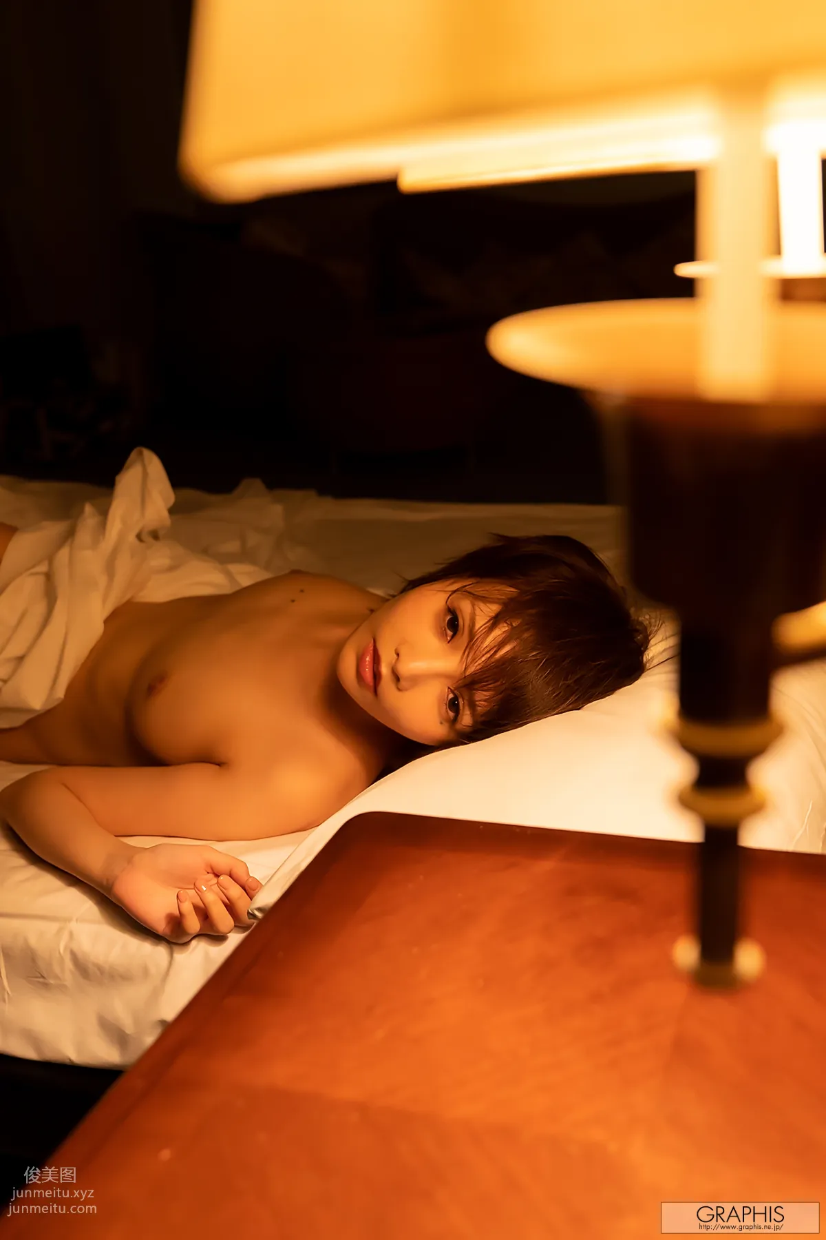 [Graphis] 2020-05-01 Gals - Riona Hirose 広瀬りおな 『 Traverse de craie 』 page 121