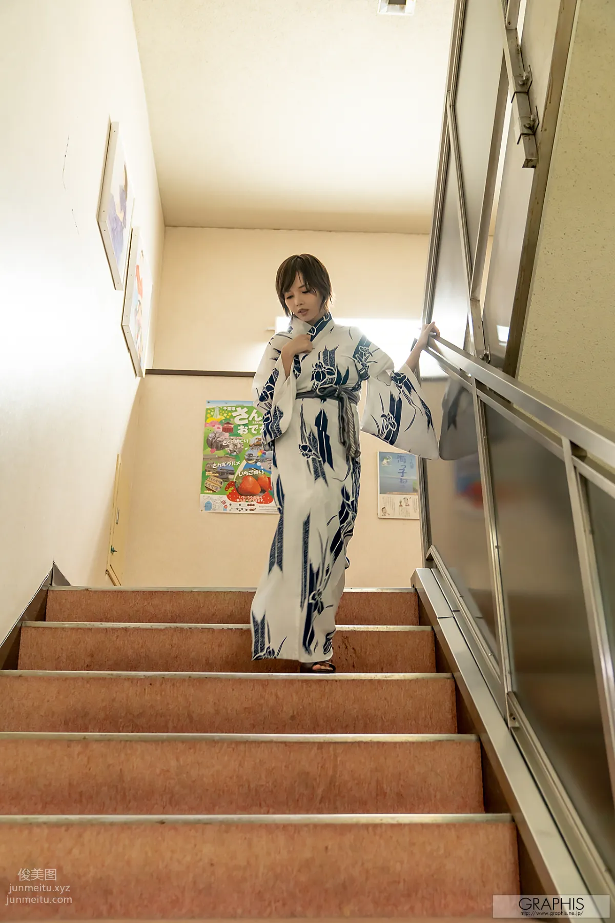 [Graphis] 2020-05-01 Gals - Riona Hirose 広瀬りおな 『 Traverse de craie 』 page 60