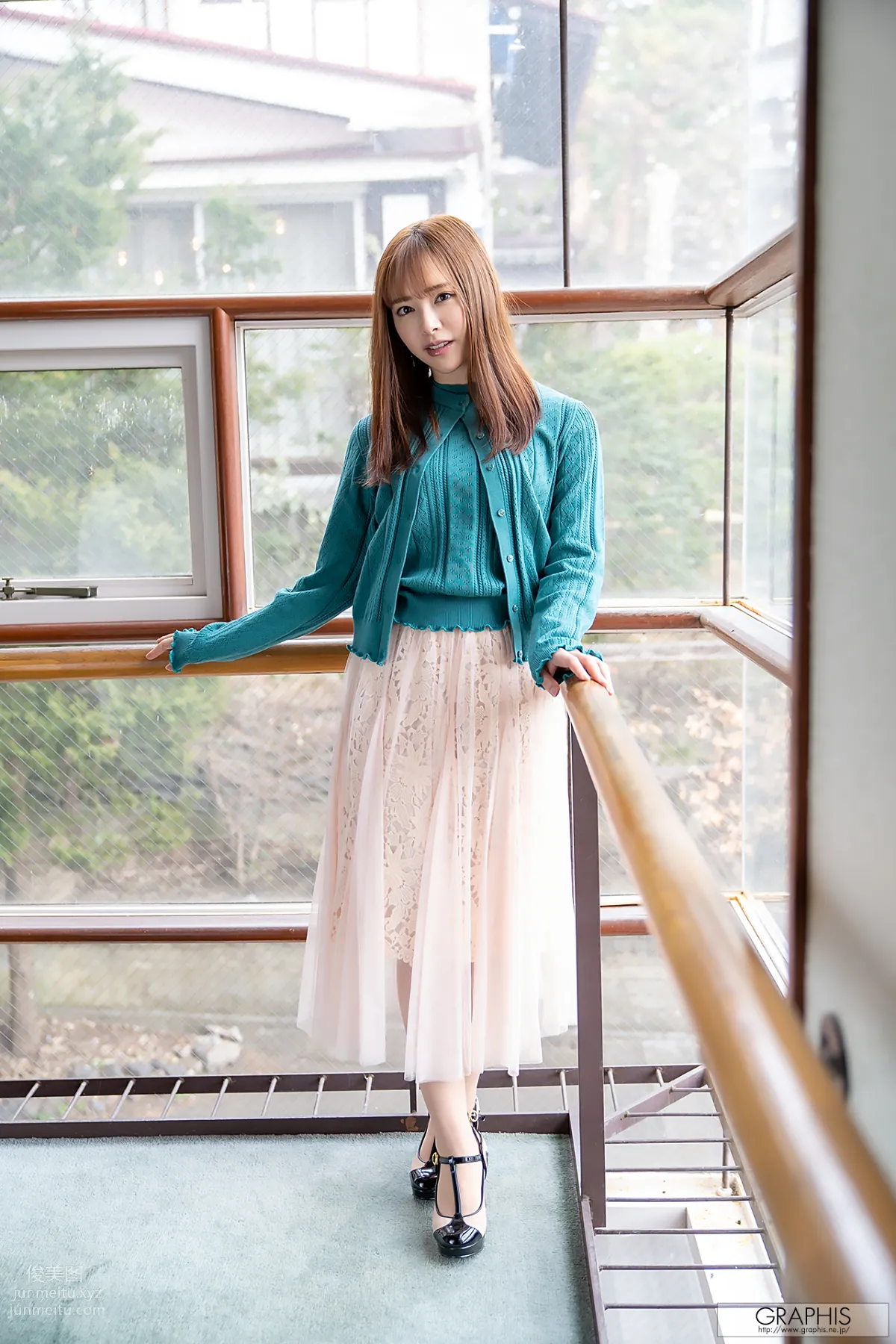 [Graphis] 2020-05-01 GW SPECIAL 2020 - Yuna Ogura 小倉由菜 『 YUNA STYLE 』 page 10