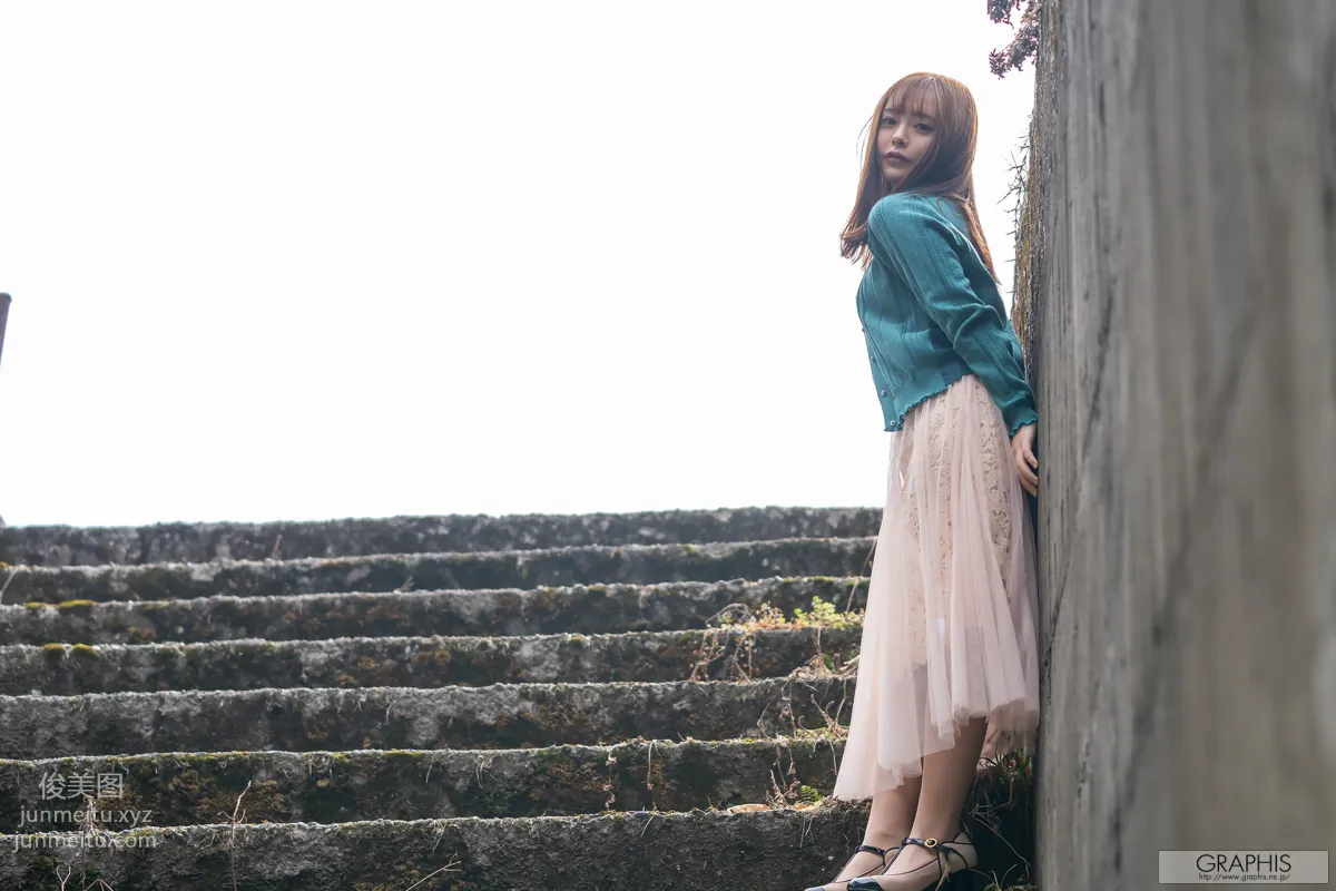 [Graphis] 2020-05-01 GW SPECIAL 2020 - Yuna Ogura 小倉由菜 『 YUNA STYLE 』 page 7
