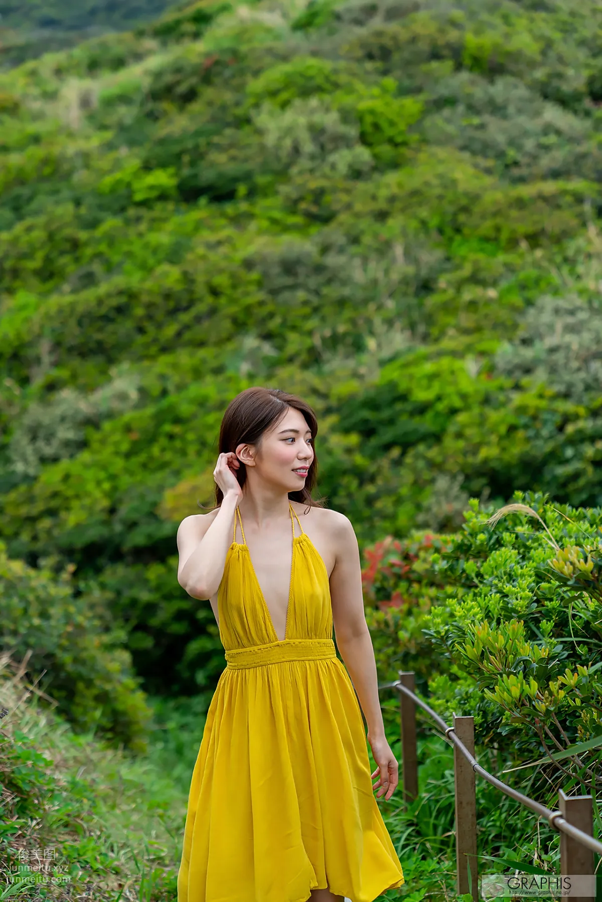 [Graphis] 2020-06-17 Gals - Aika Yamagishi 山岸逢花 『 Lustrous Beauty 』 page 3