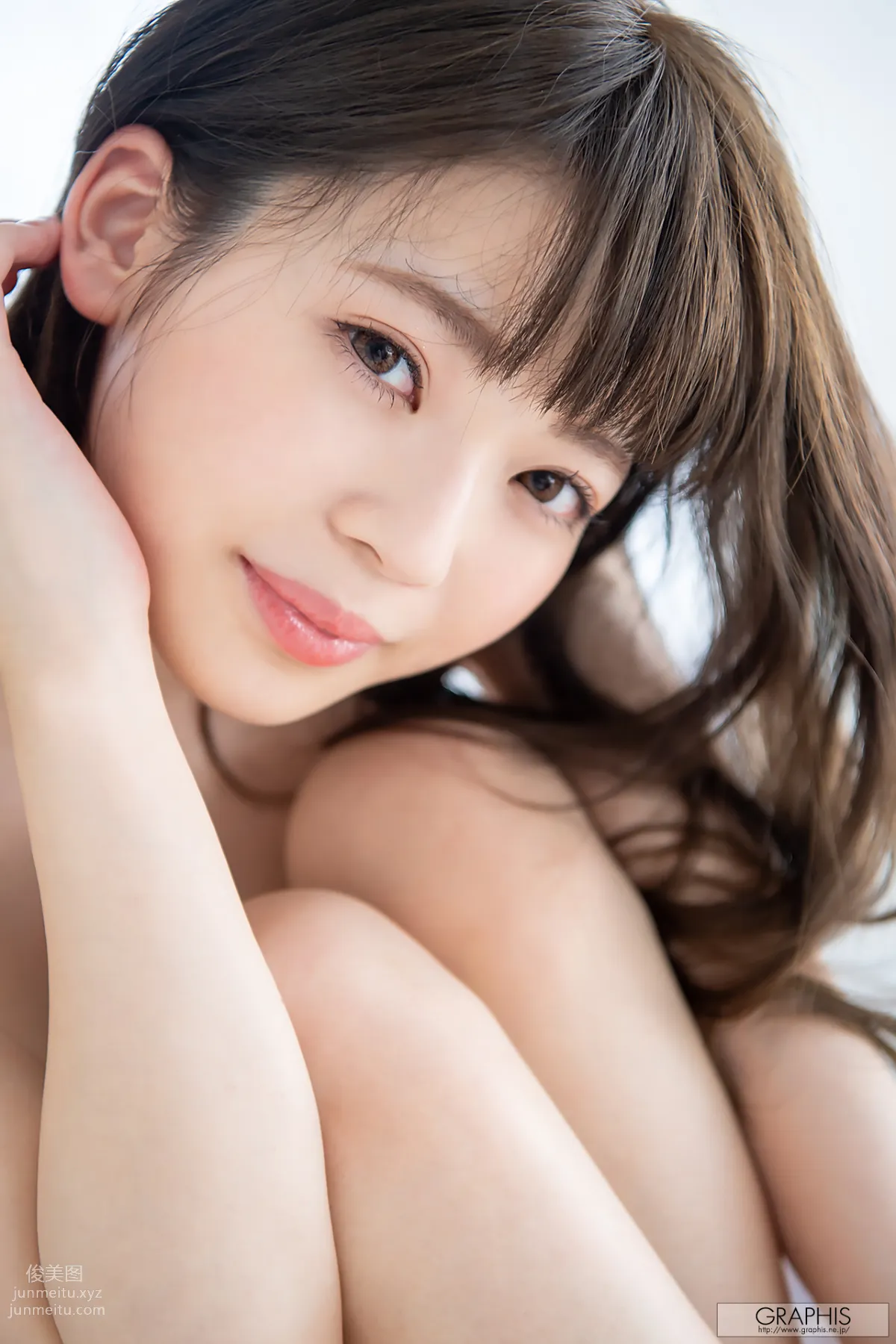 [Graphis] 2020-06-19 First Gravure - Izuna Maki 槙いずな page 30