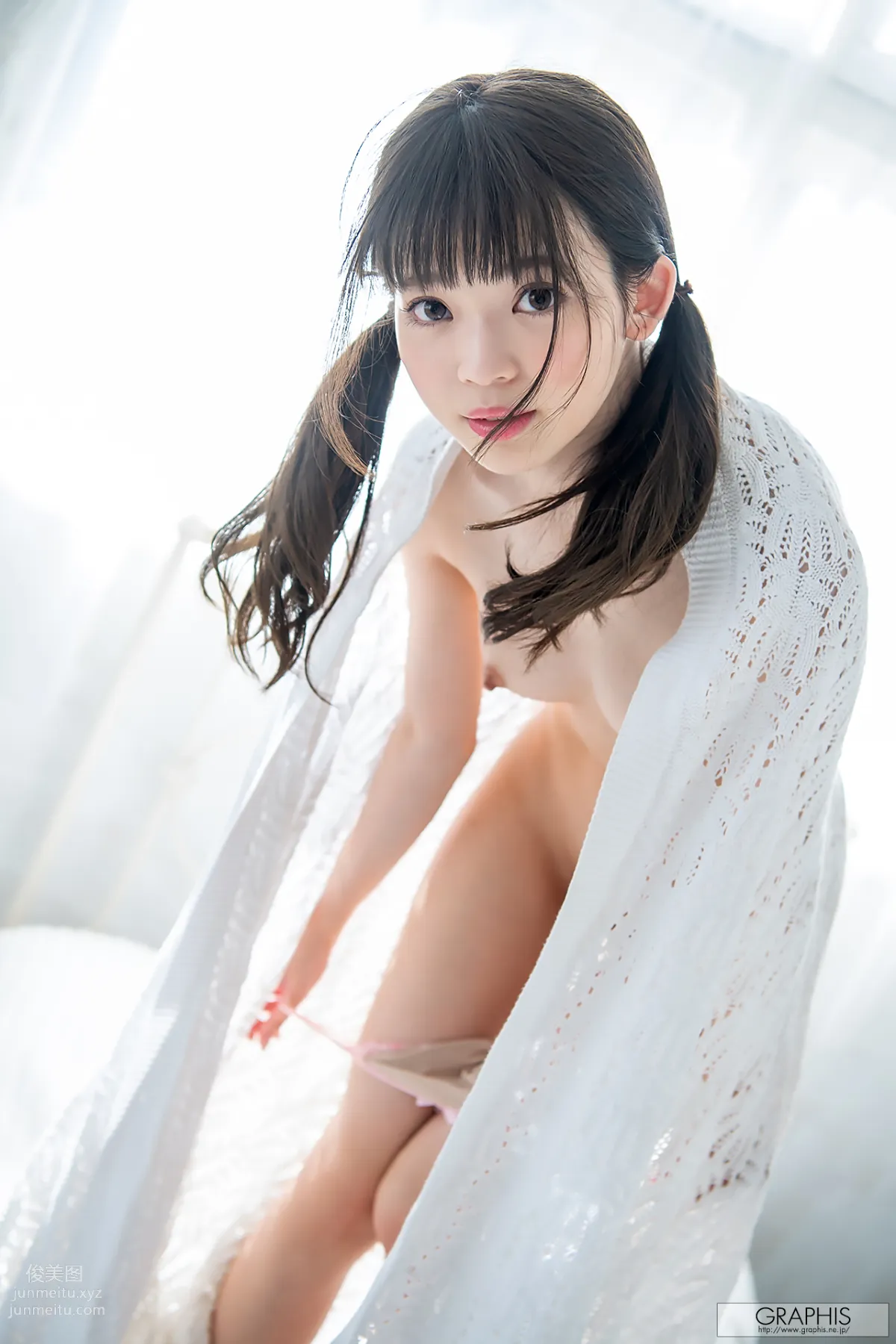 [Graphis] 2020-06-19 First Gravure - Izuna Maki 槙いずな page 115