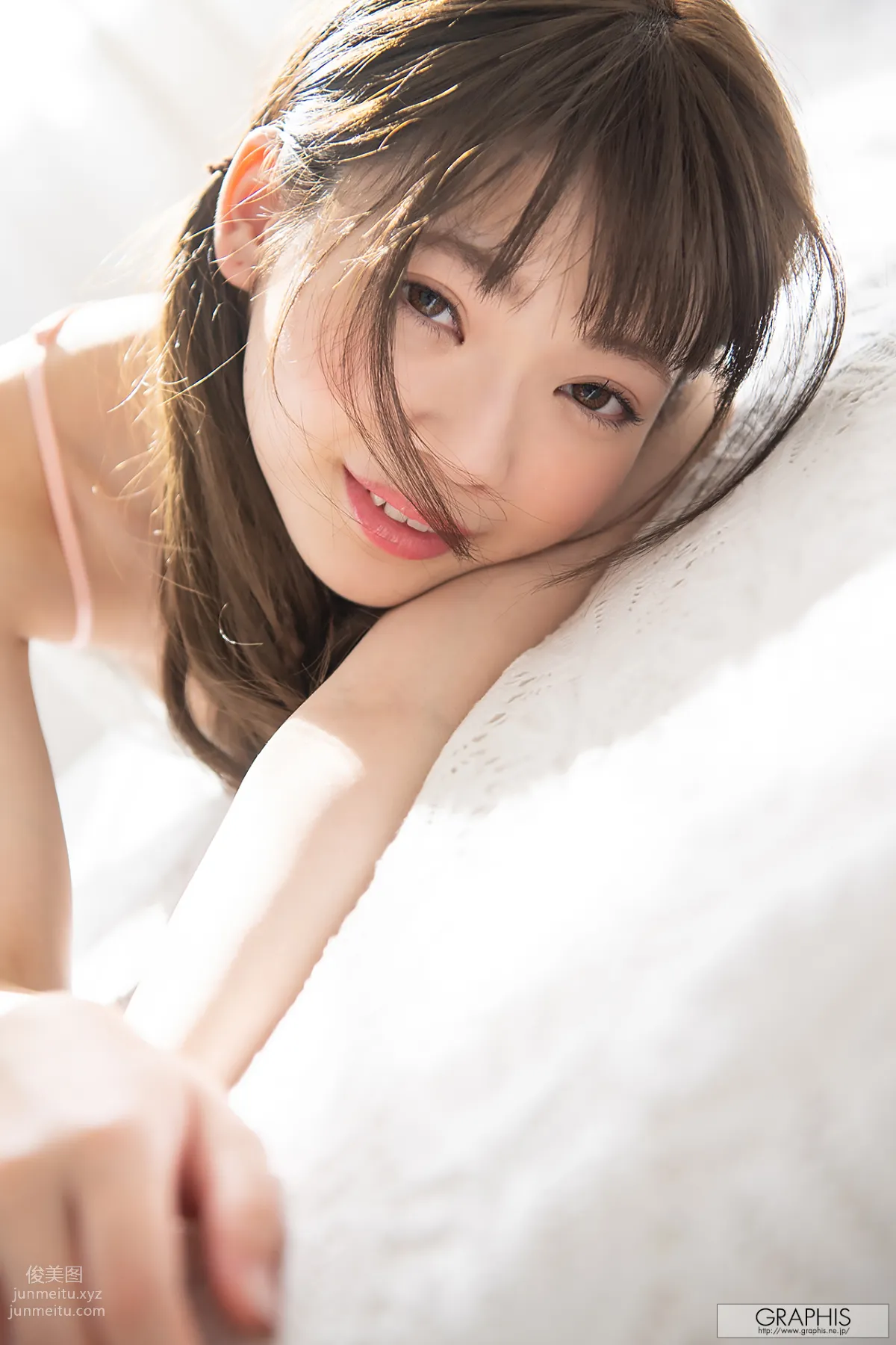 [Graphis] 2020-06-19 First Gravure - Izuna Maki 槙いずな page 99