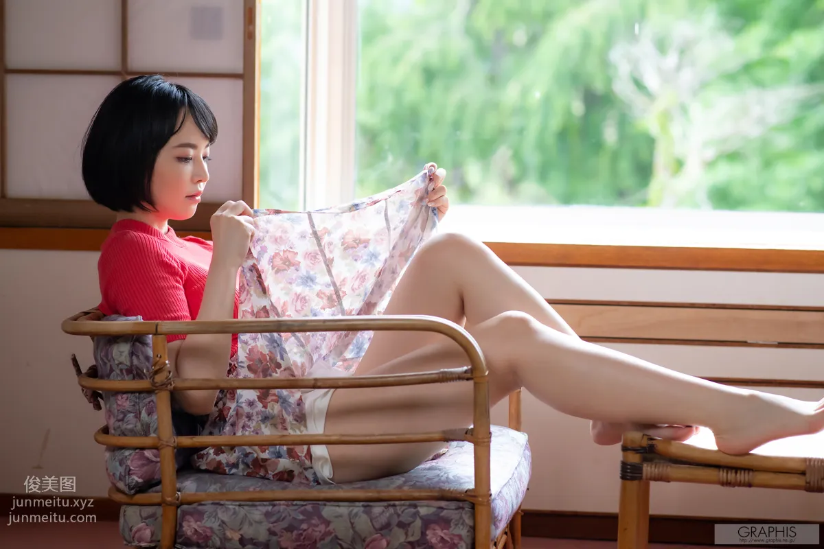 [Graphis] 2020-08-24 Tsubaki Sannomiya 三宮つばき 『 first gravure 』 page 11