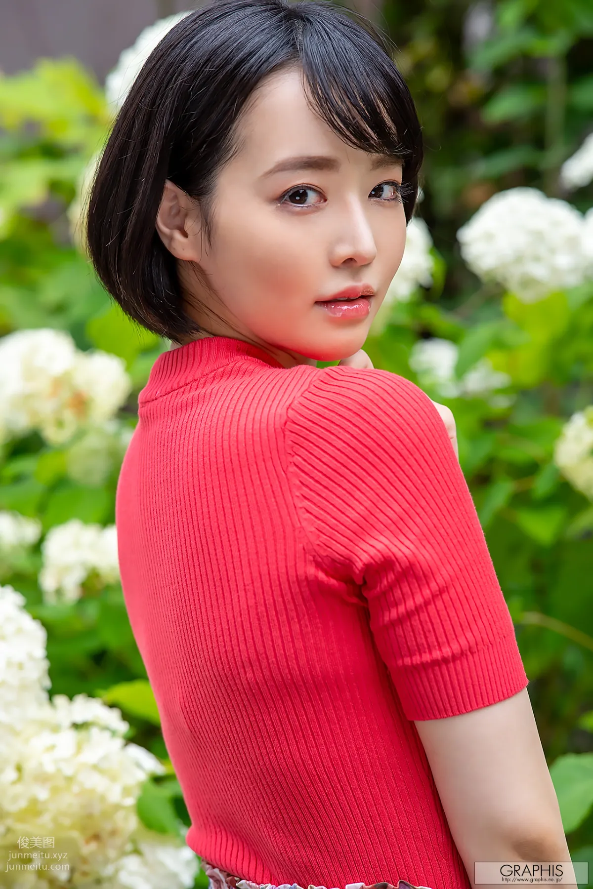 [Graphis] 2020-08-24 Tsubaki Sannomiya 三宮つばき 『 first gravure 』 page 6