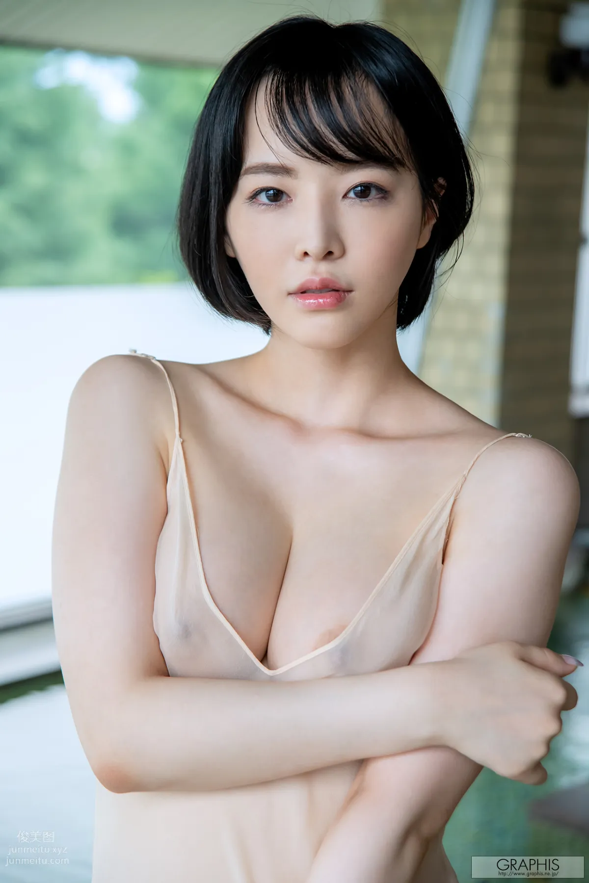 [Graphis] 2020-08-24 Tsubaki Sannomiya 三宮つばき 『 first gravure 』 page 89