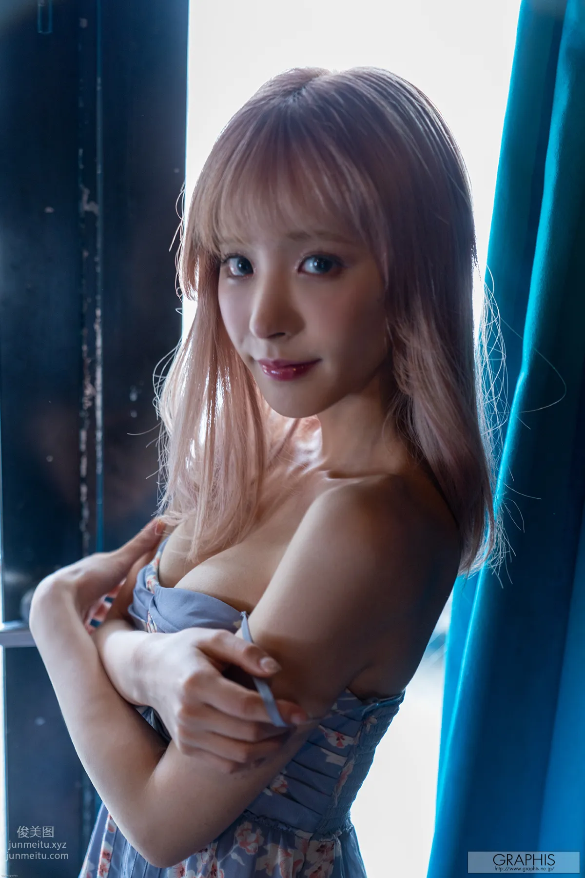 [Graphis] 2020-08-28 SUMMER SPECIAL 2020 - Kana Momonogi 桃乃木かな 『 Change! 』 page 8