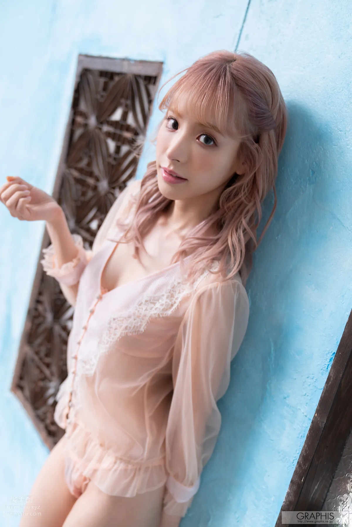 [Graphis] 2020-08-28 SUMMER SPECIAL 2020 - Kana Momonogi 桃乃木かな 『 Change! 』 page 61