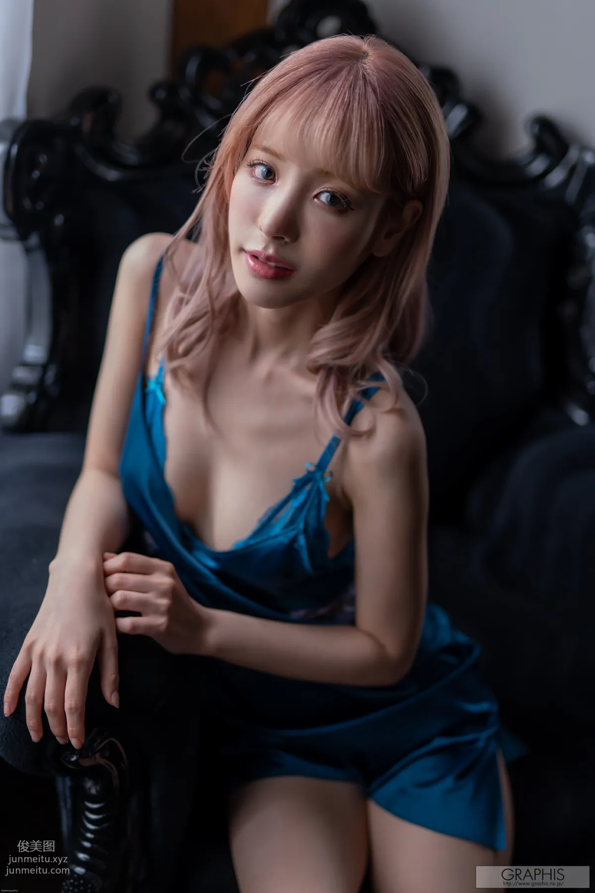 [Graphis] 2020-08-28 SUMMER SPECIAL 2020 - Kana Momonogi 桃乃木かな 『 Change! 』 page 114